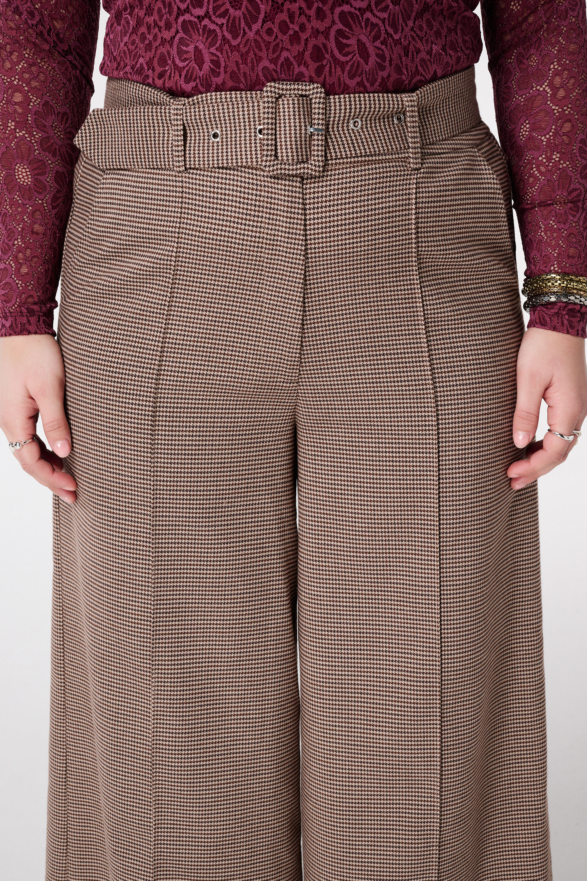 Weite Hose mit G&uuml;rtel image number 4