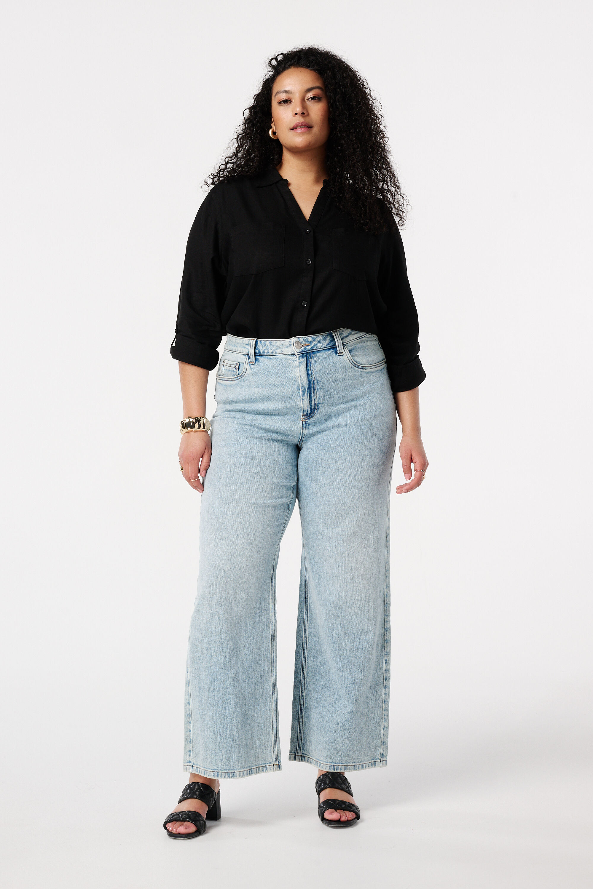 Leinenbluse mit Taschen  image number 5