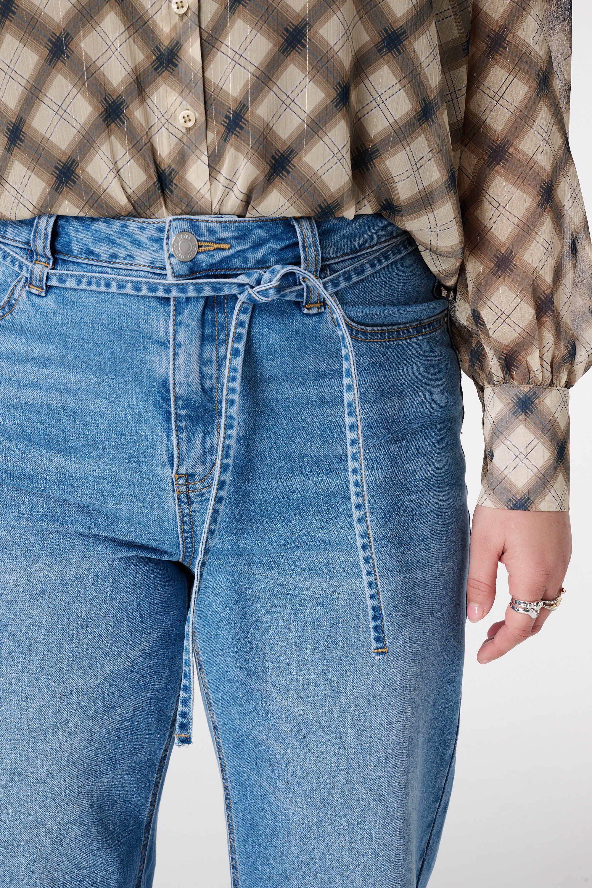 Wide-Leg-Jeans mit Bindeg&uuml;rtel image number 4