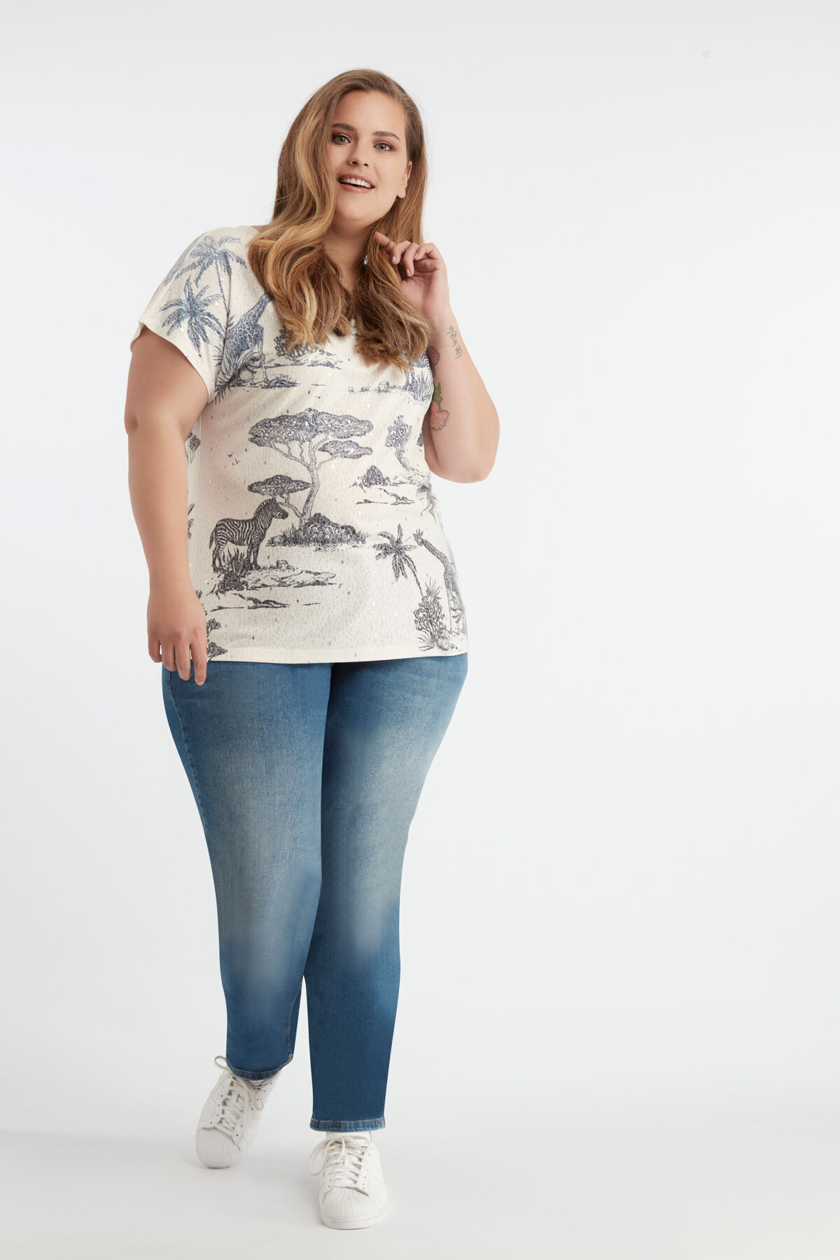 Blau-wei&szlig;es T-Shirt im Safari-Stil image number 3