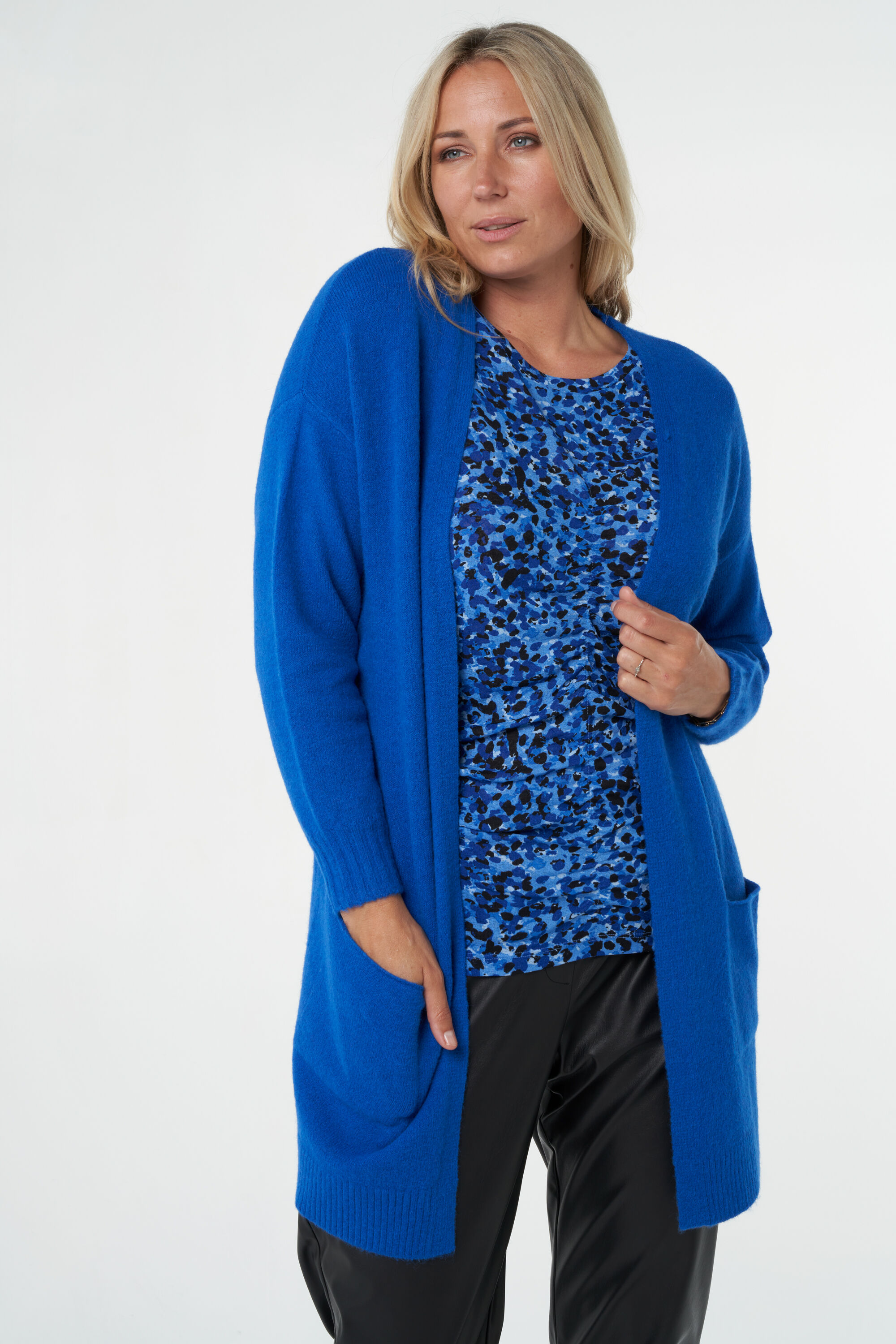 Offener Cardigan mit Taschen image number 6