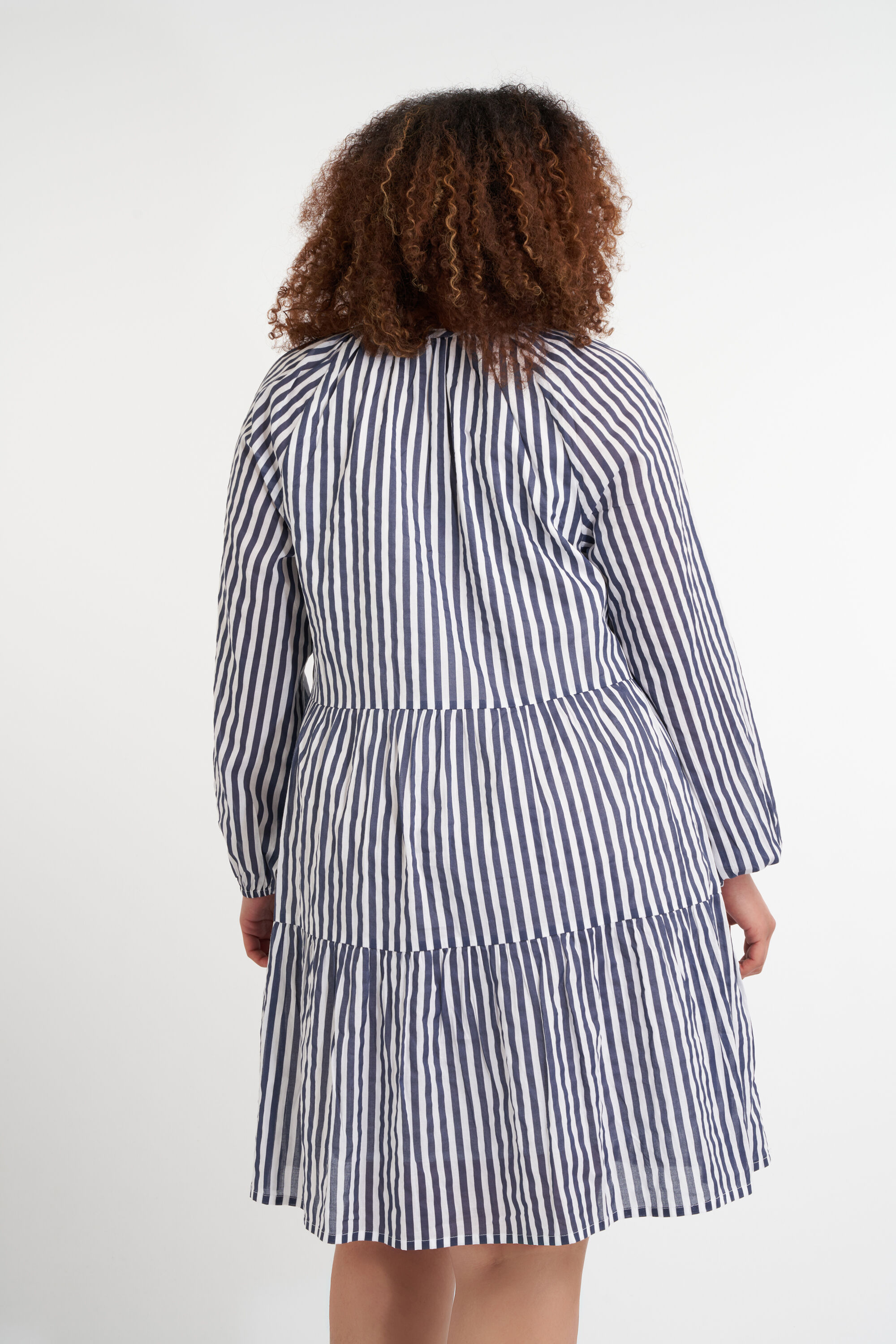 Gestreiftes Kleid image number 4