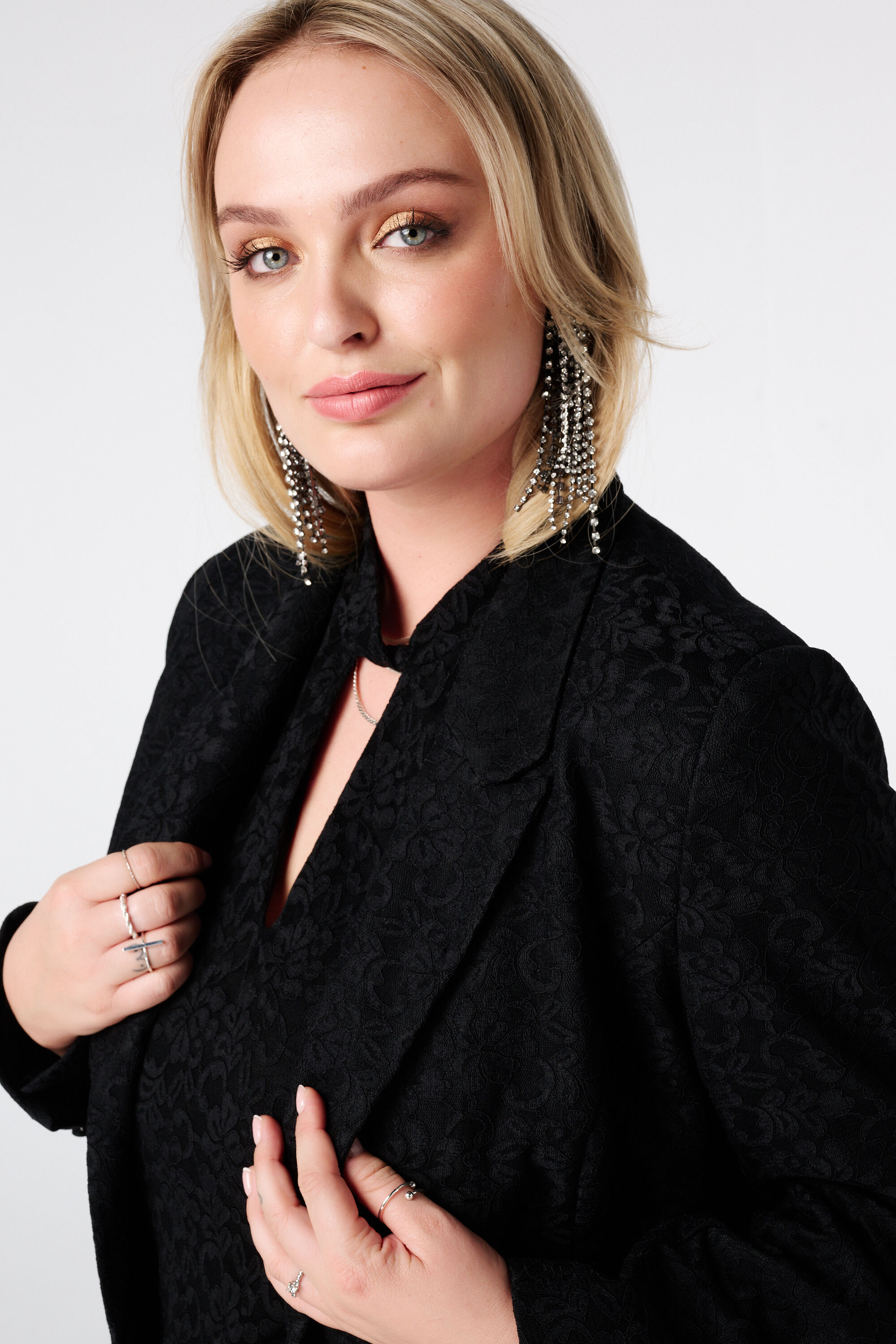 Taillierter Spitzenblazer image number 4