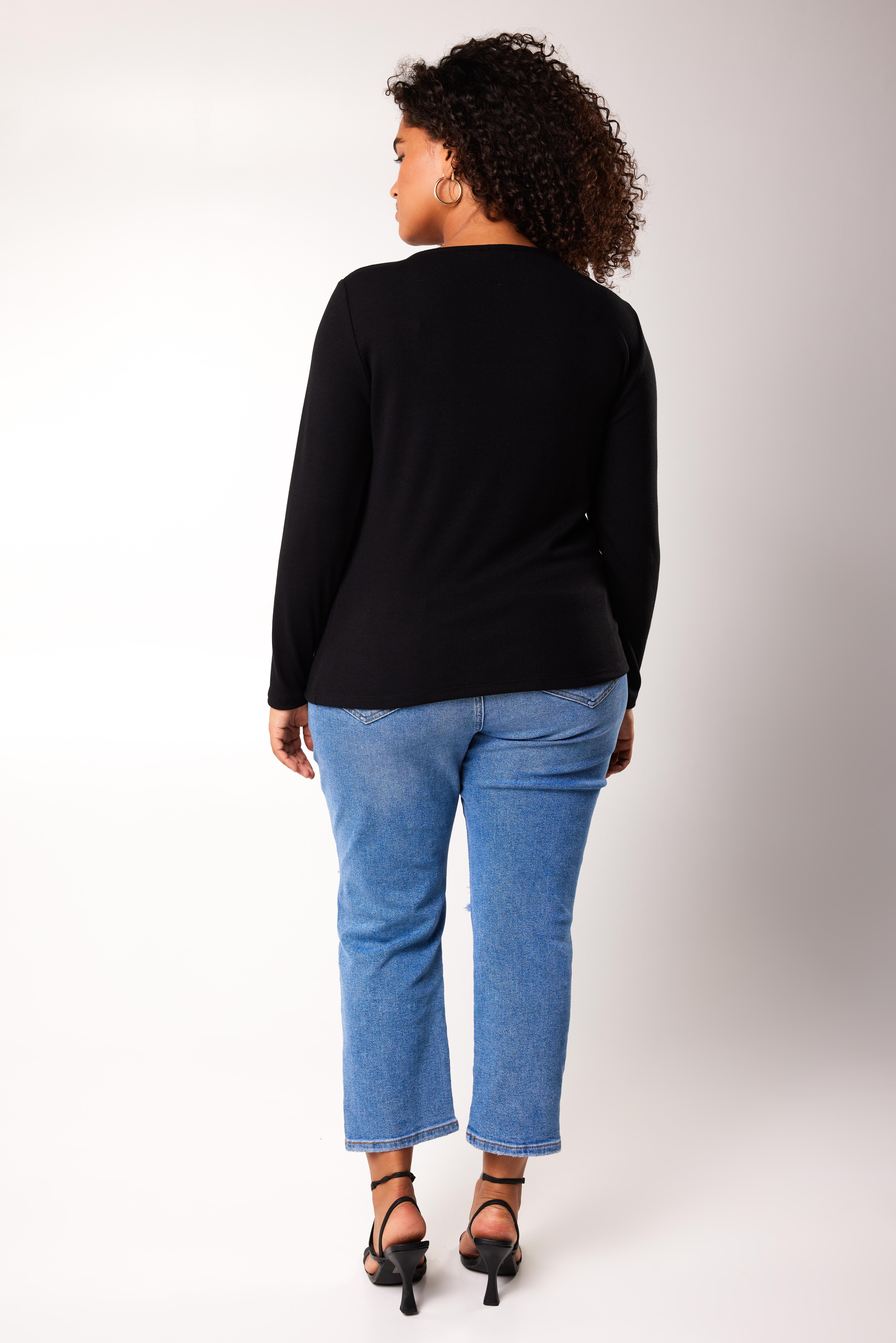 Asymmetrisches Top image number 4