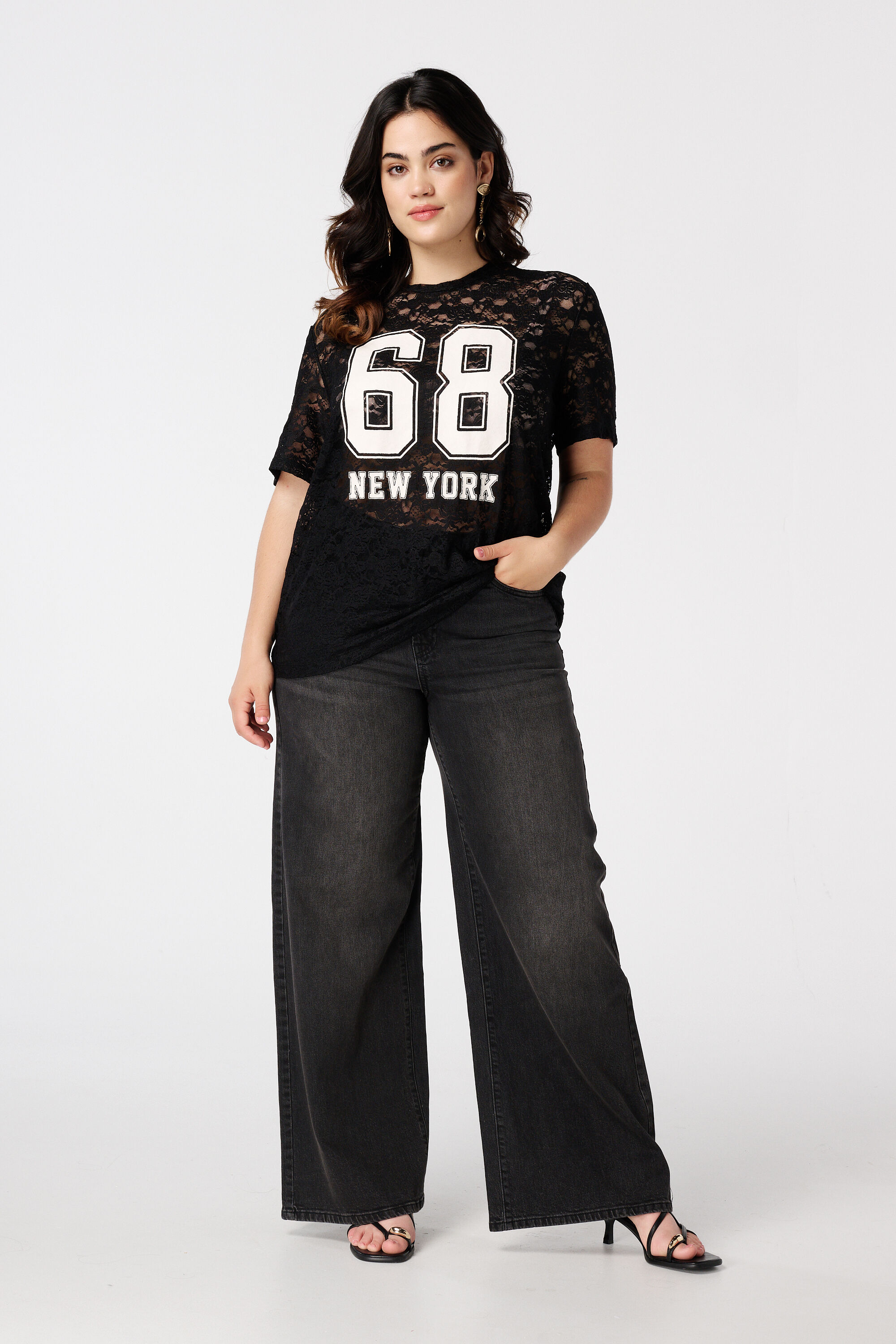 Sportliches Spitzen-T-Shirt image number 5