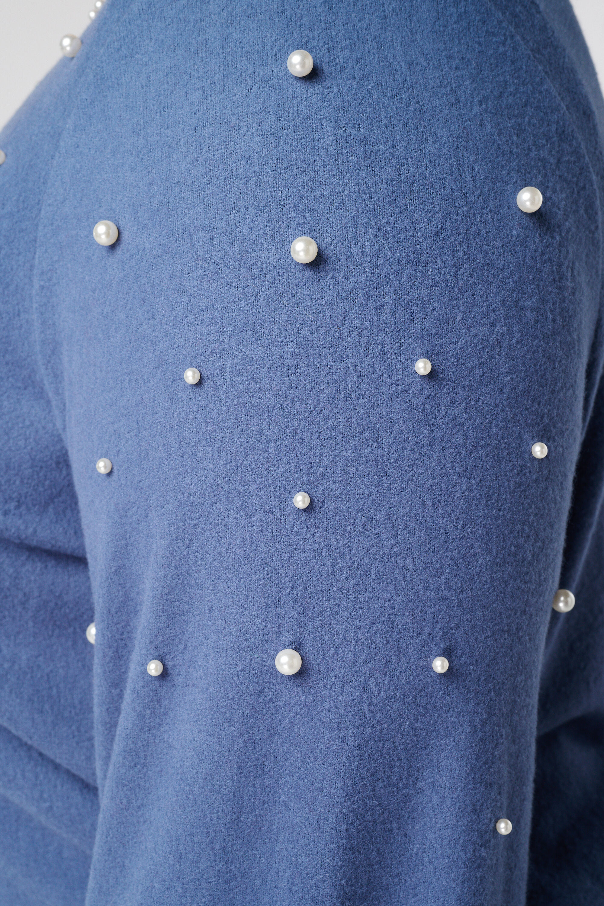 Brushed Sweater mit Perlenaufdruck image number 6