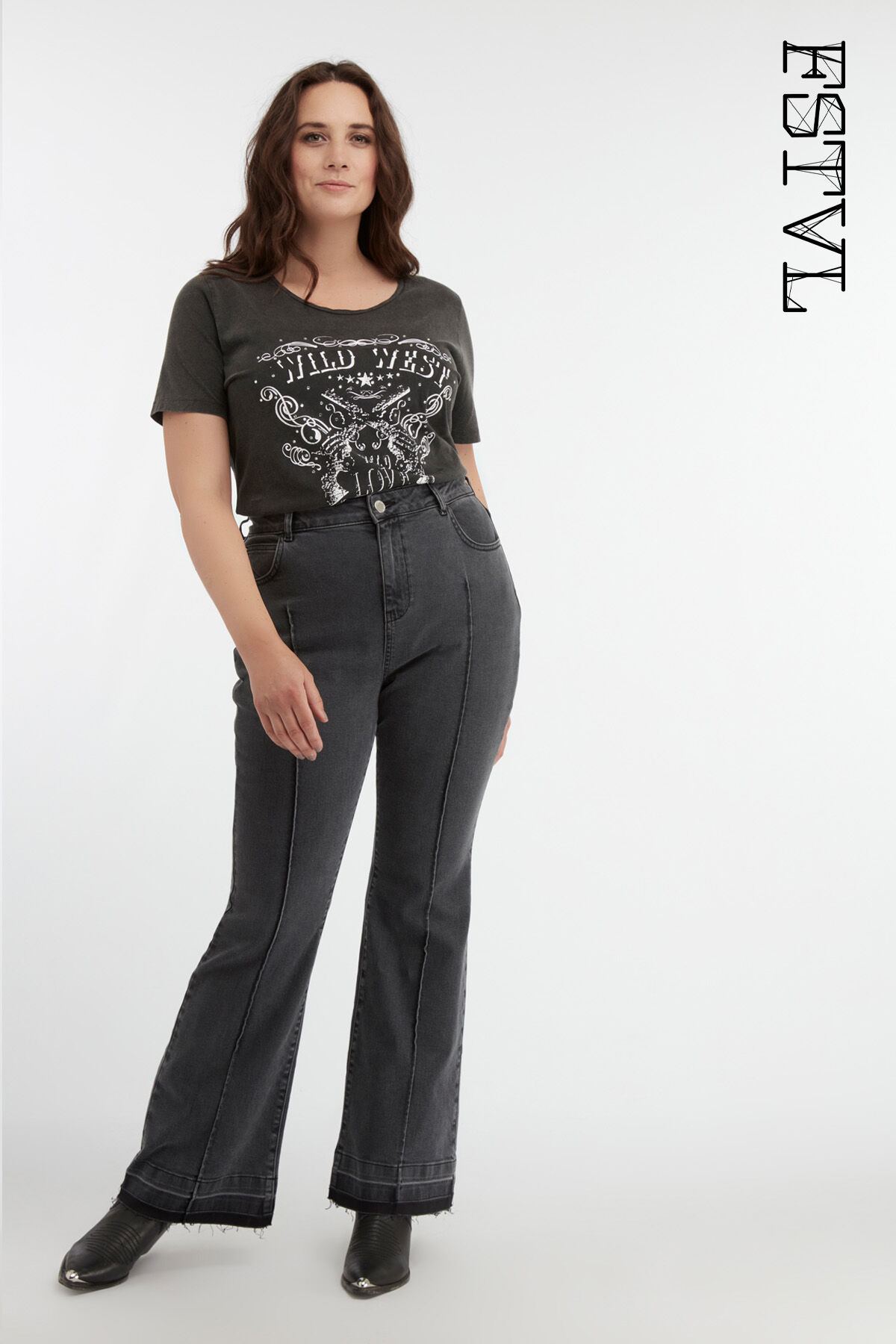 Ausgestellte Jeans mit hoch geschnittener Taille image number 0