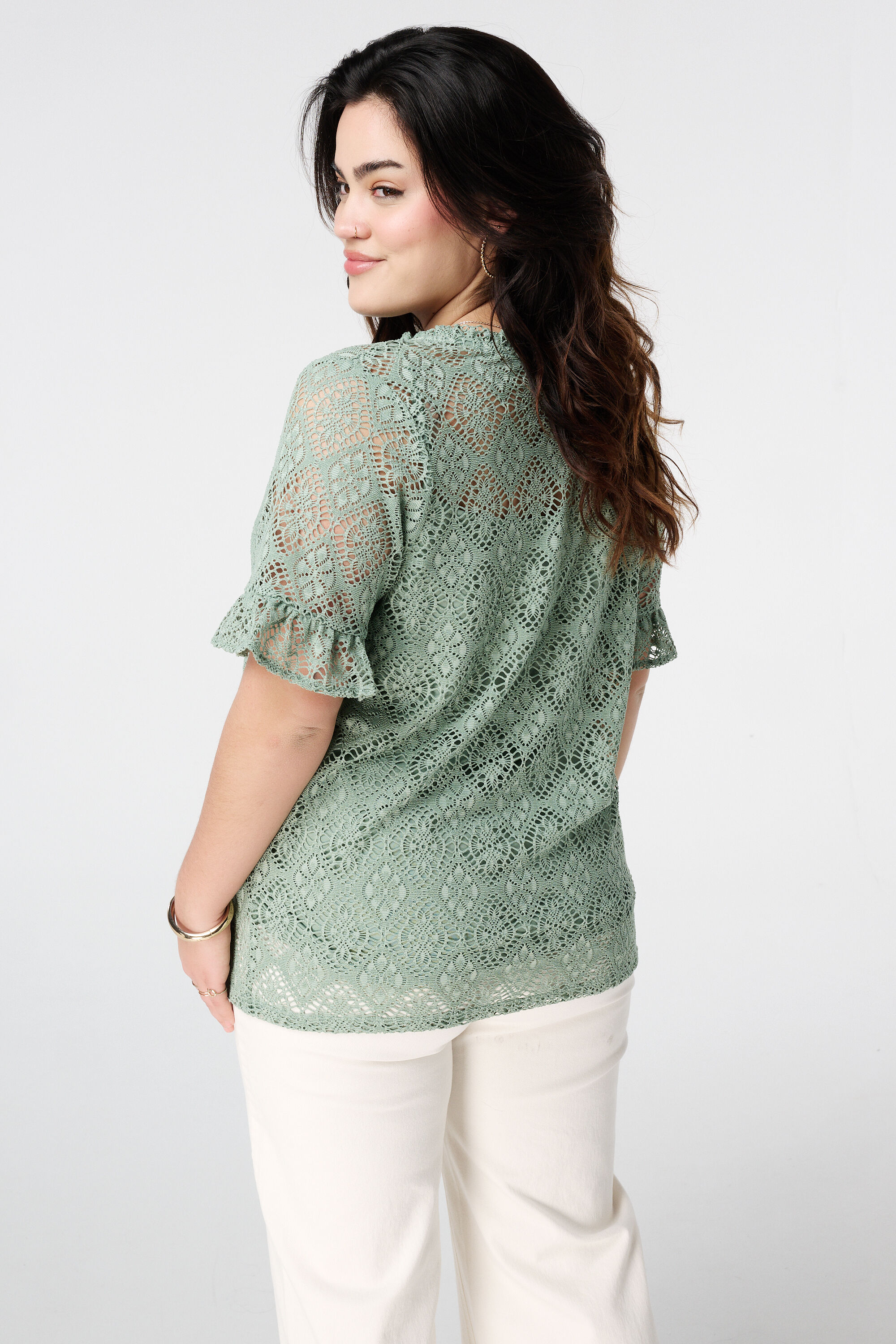 Spitzentop mit kurzen &Auml;rmeln  image number 3