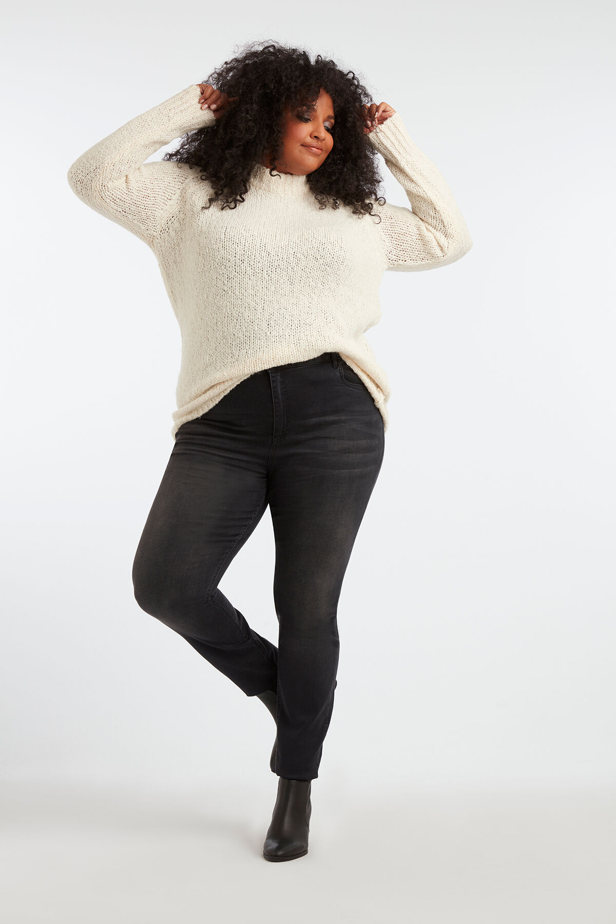 Pullover mit Rundhalsausschnitt image number 3