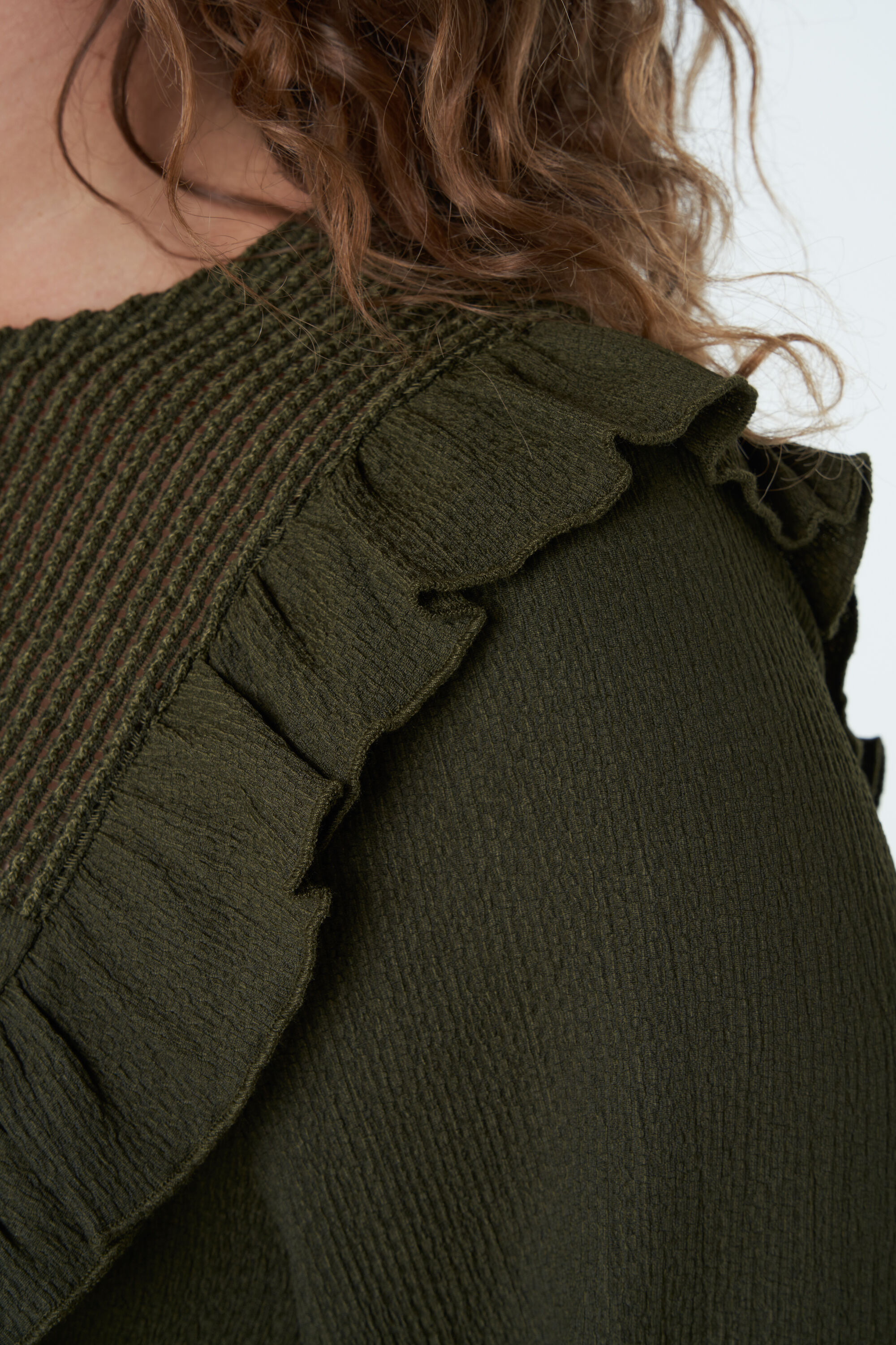 Top mit Ballon-Passform  image number 4