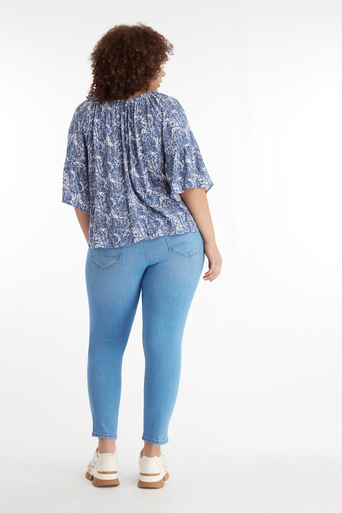 Bell-Sleeve Bluse image number 4