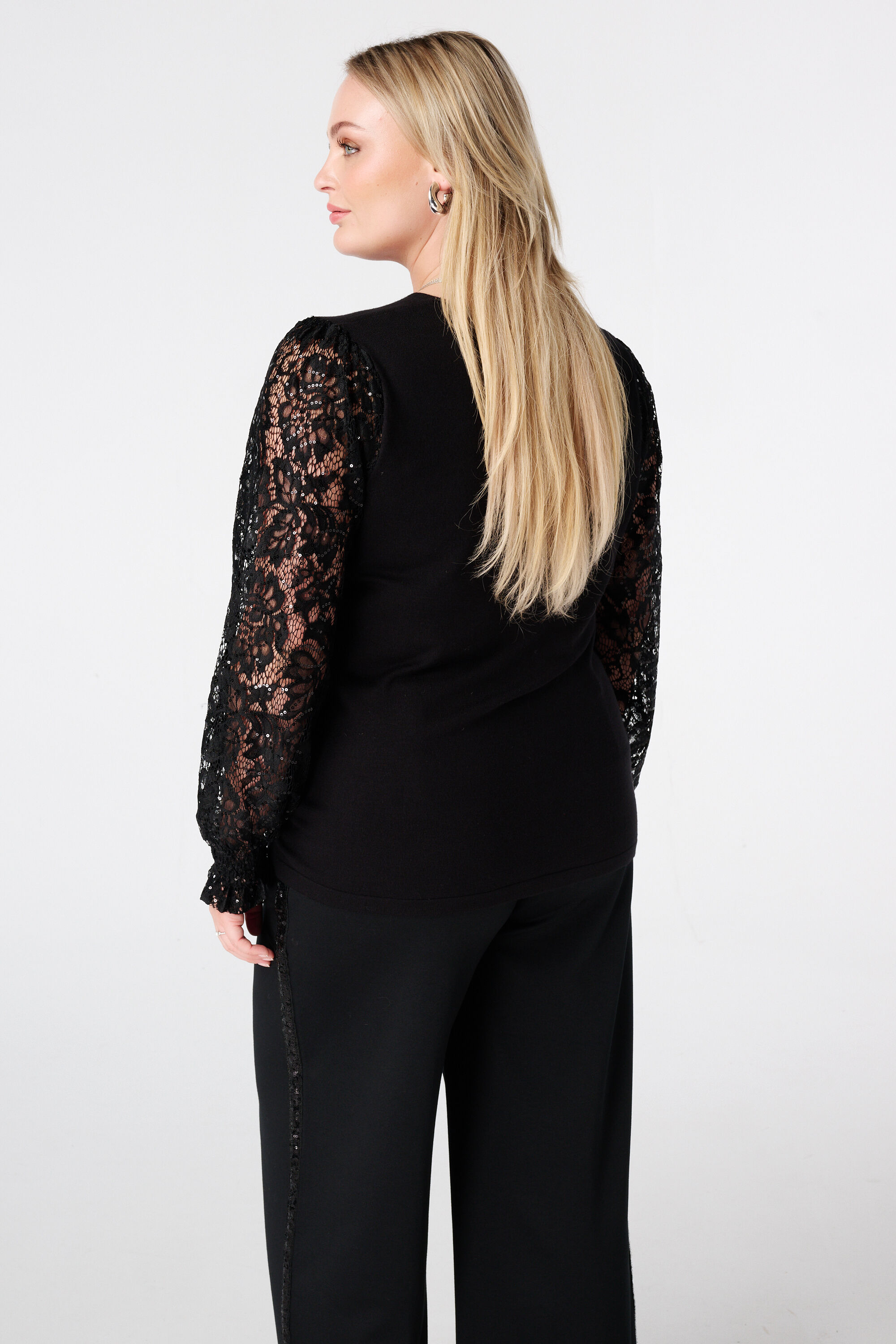 Pullover mit Spitzen&auml;rmeln und Pailletten image number 3