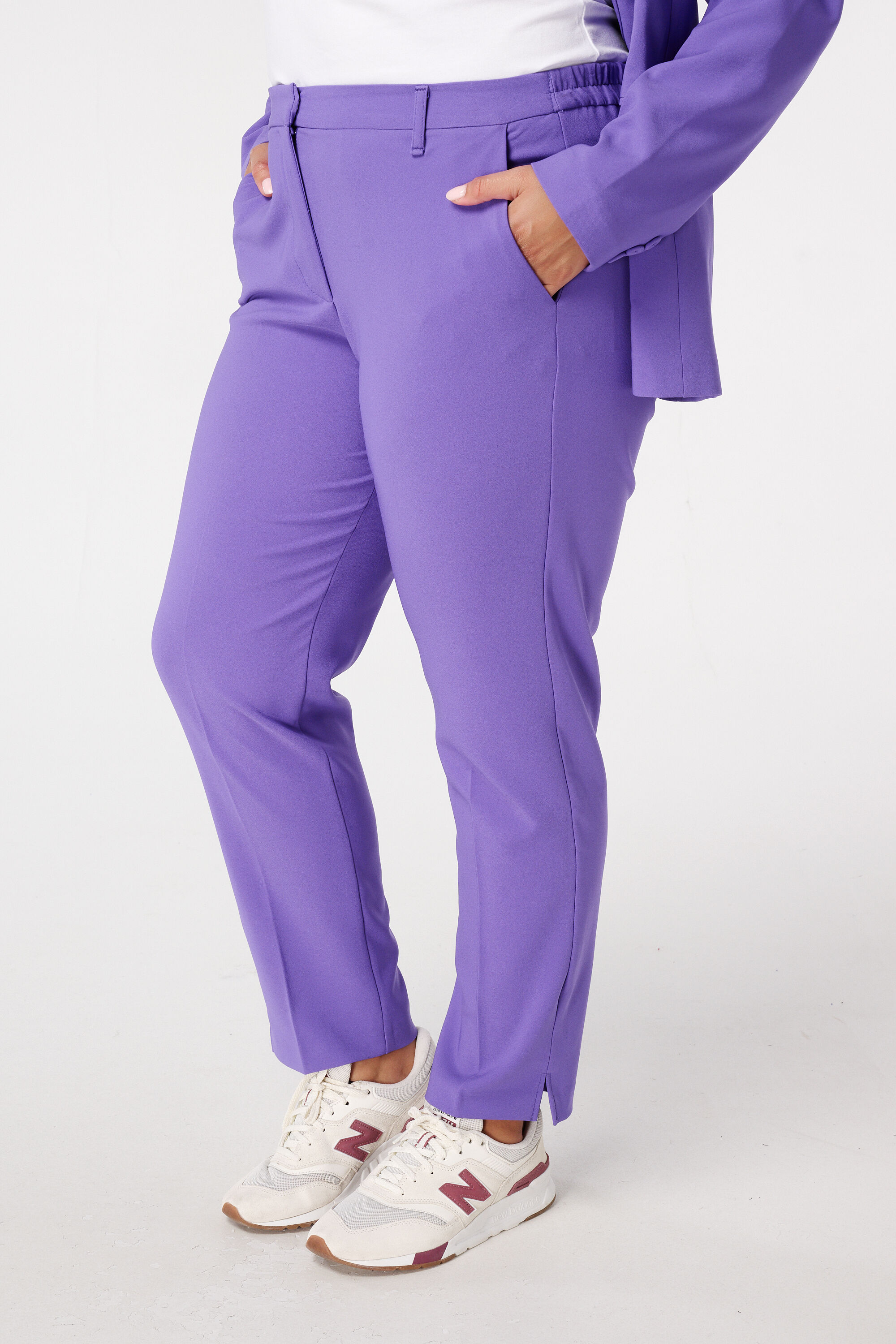 Straight-Leg Hose image number 5