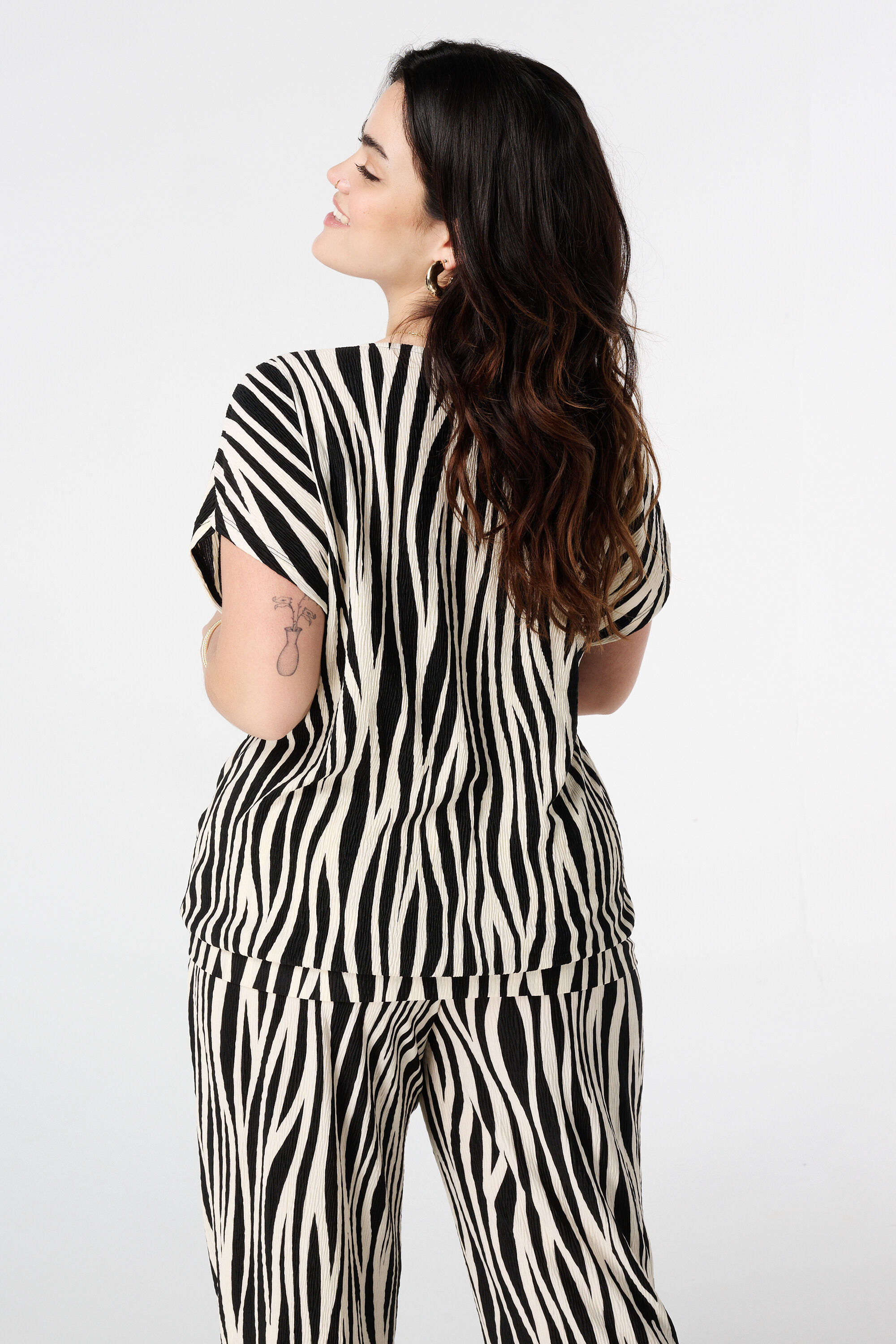 Strukturiertes Oberteil mit Fl&uuml;gel&auml;rmeln  image number 3