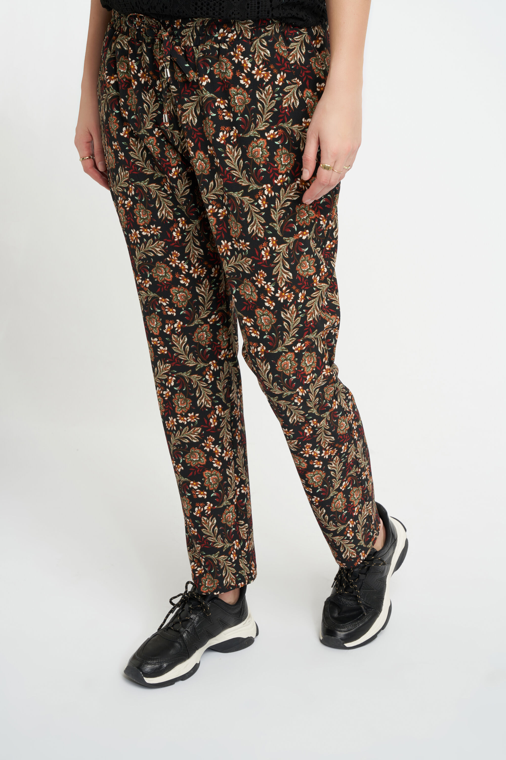 Weit geschnittene Hose  image number 4