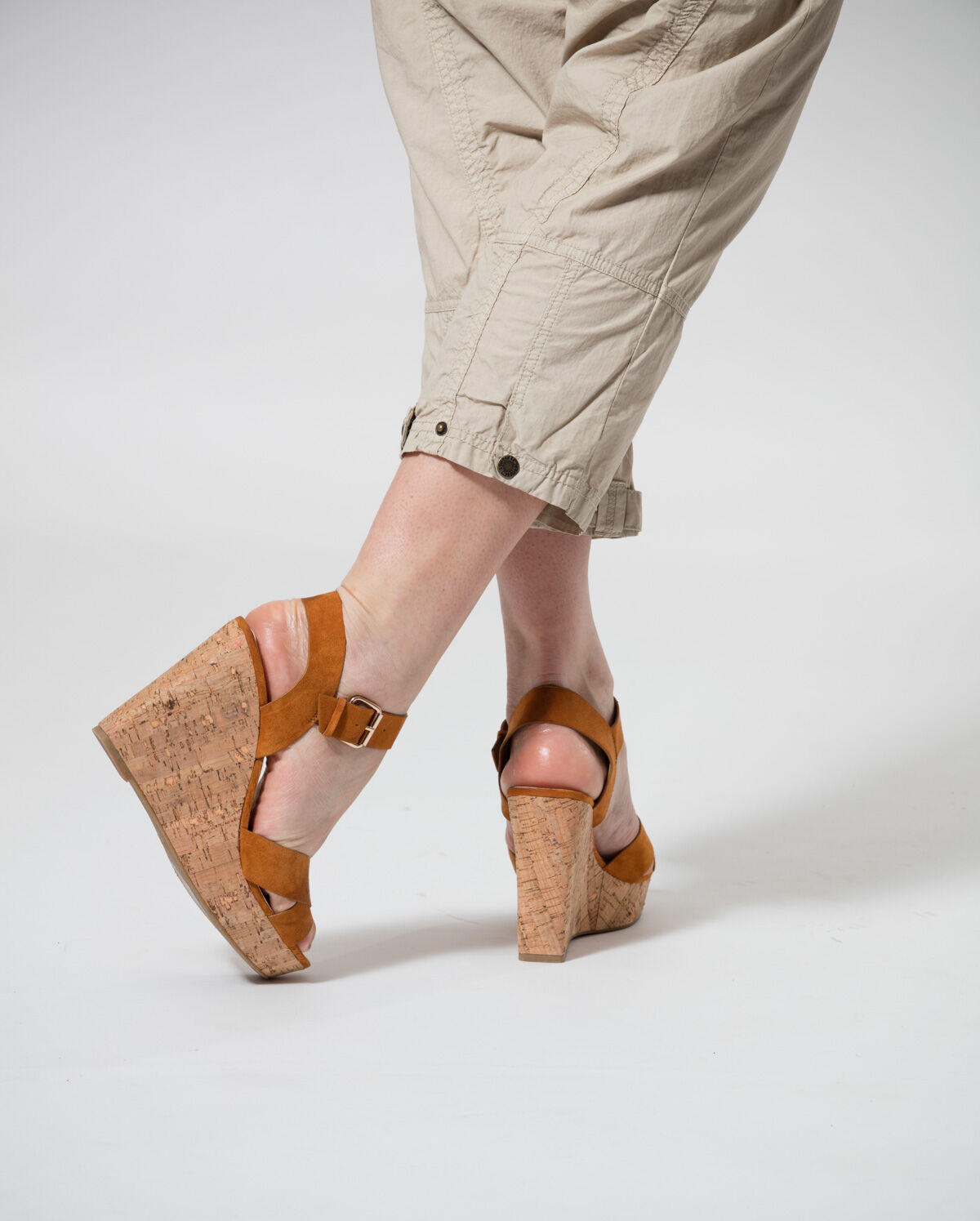 Loose Fit Caprihose image number 4