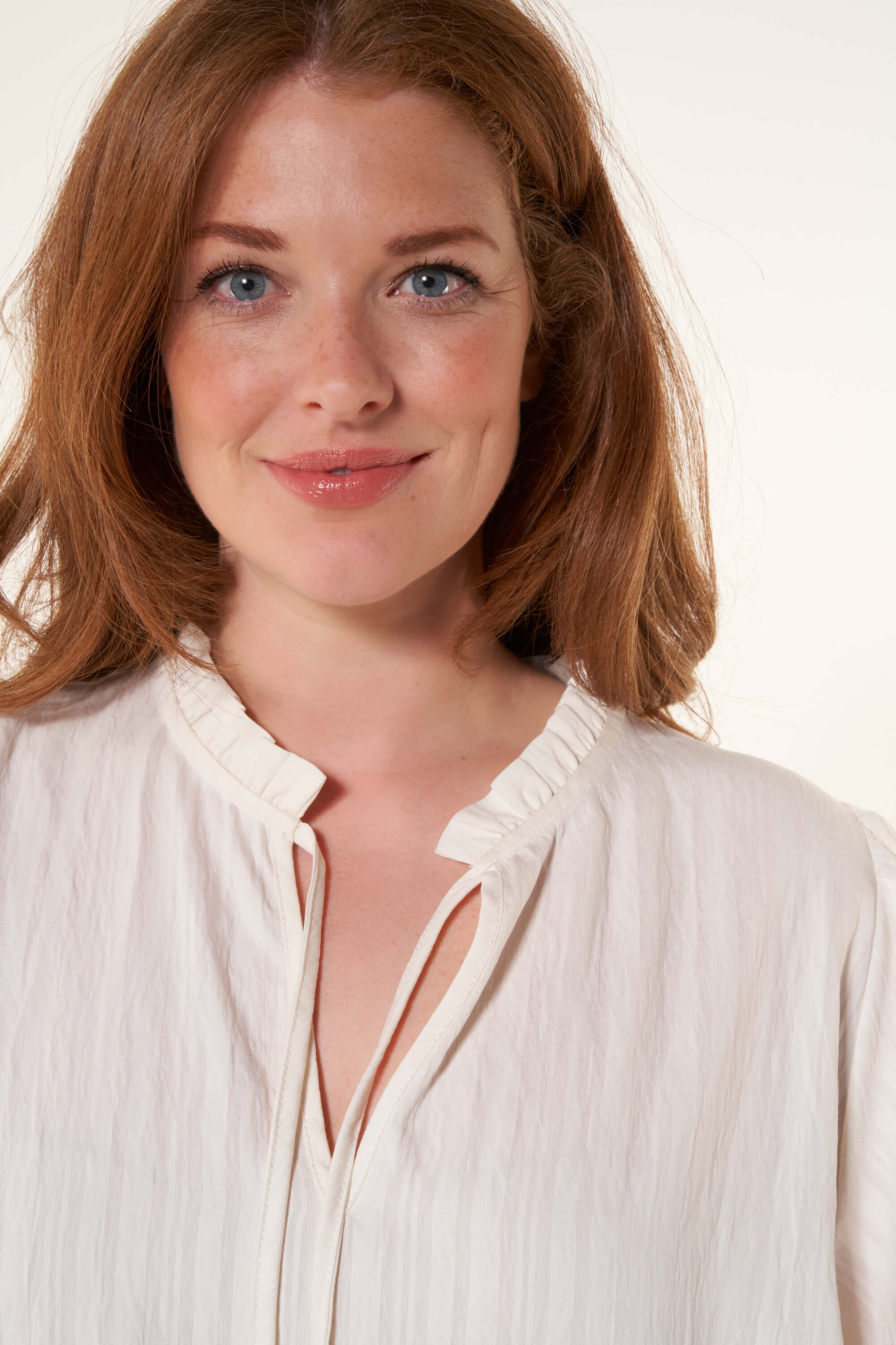 Kurz&auml;rmlige Bluse  image number 4