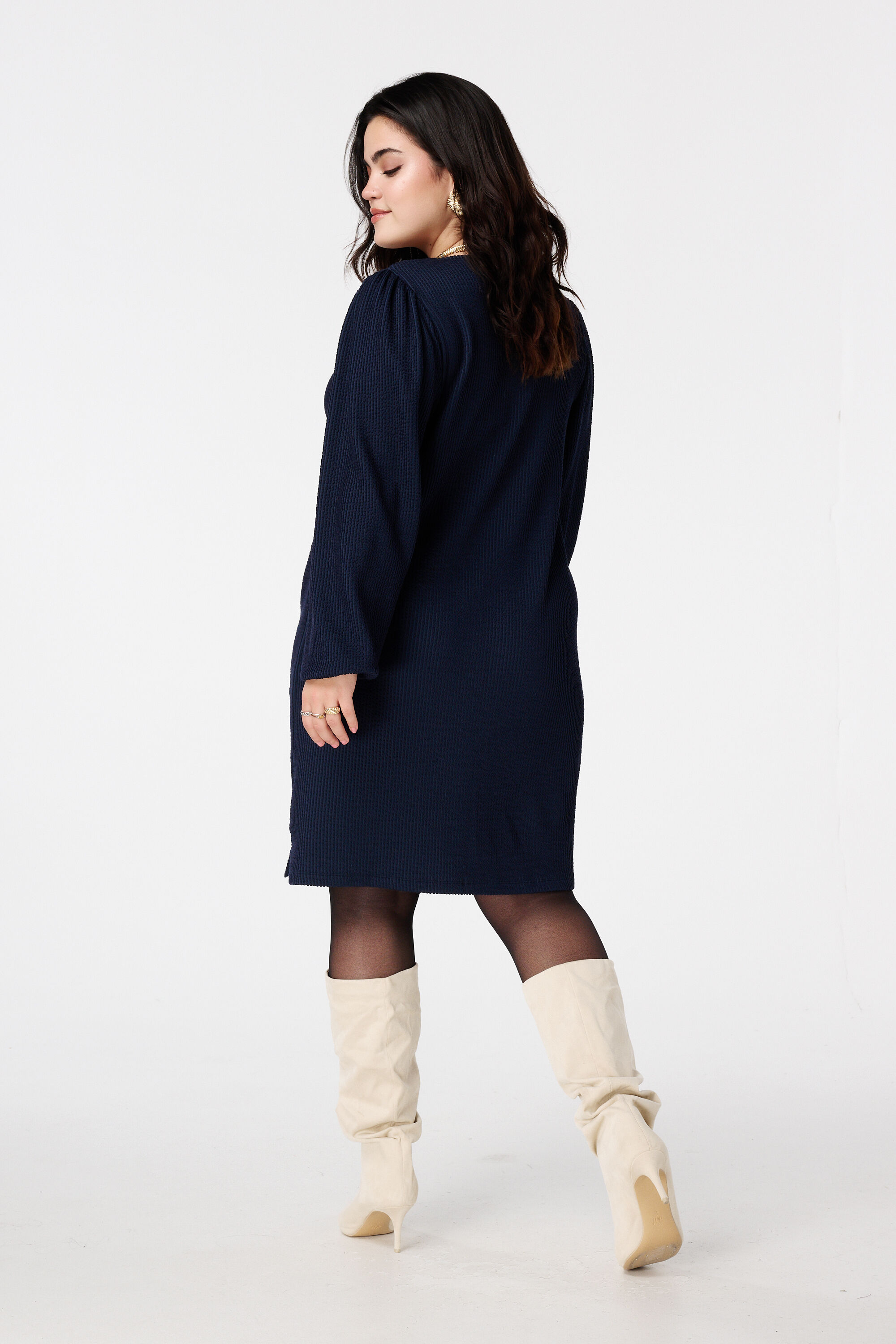 Gerades Kleid mit Puff&auml;rmeln image number 3