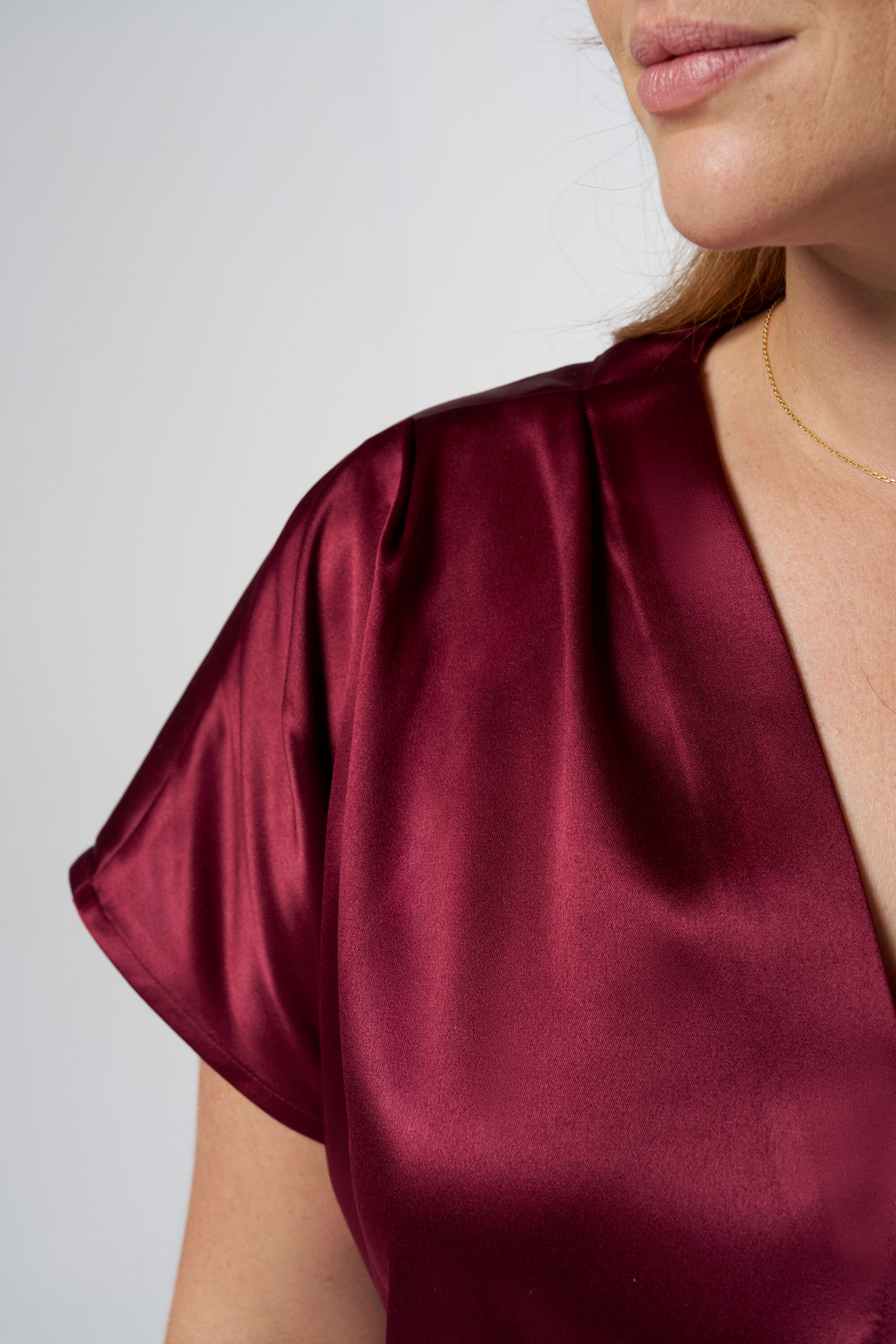 Bluse mit Satinoptik image number 4