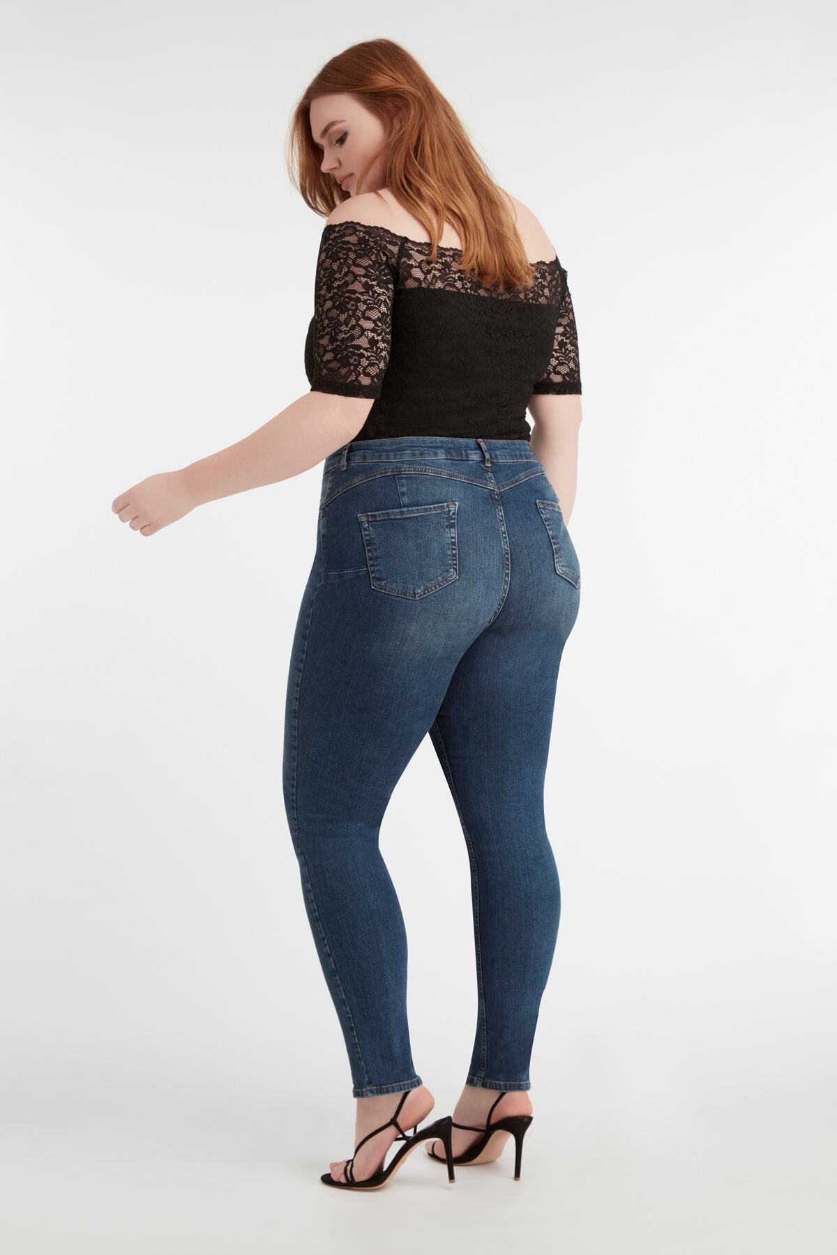 Magic Simplicity LIFTS Jeans image number 4