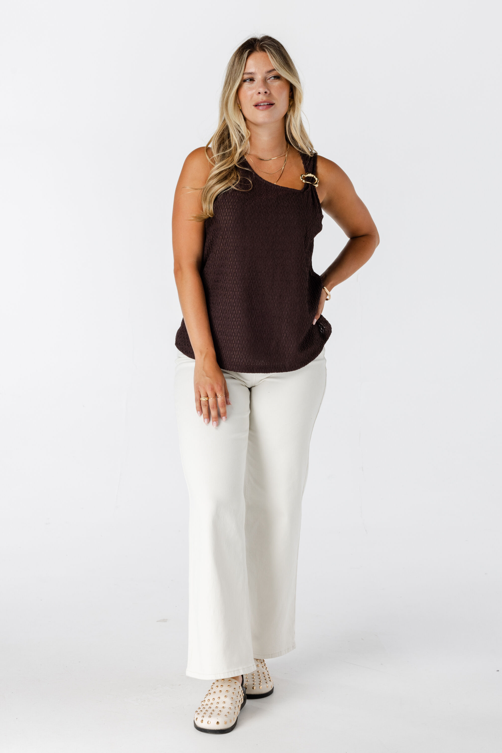 Asymmetrisches Top mit dekorativem Detail image number 5