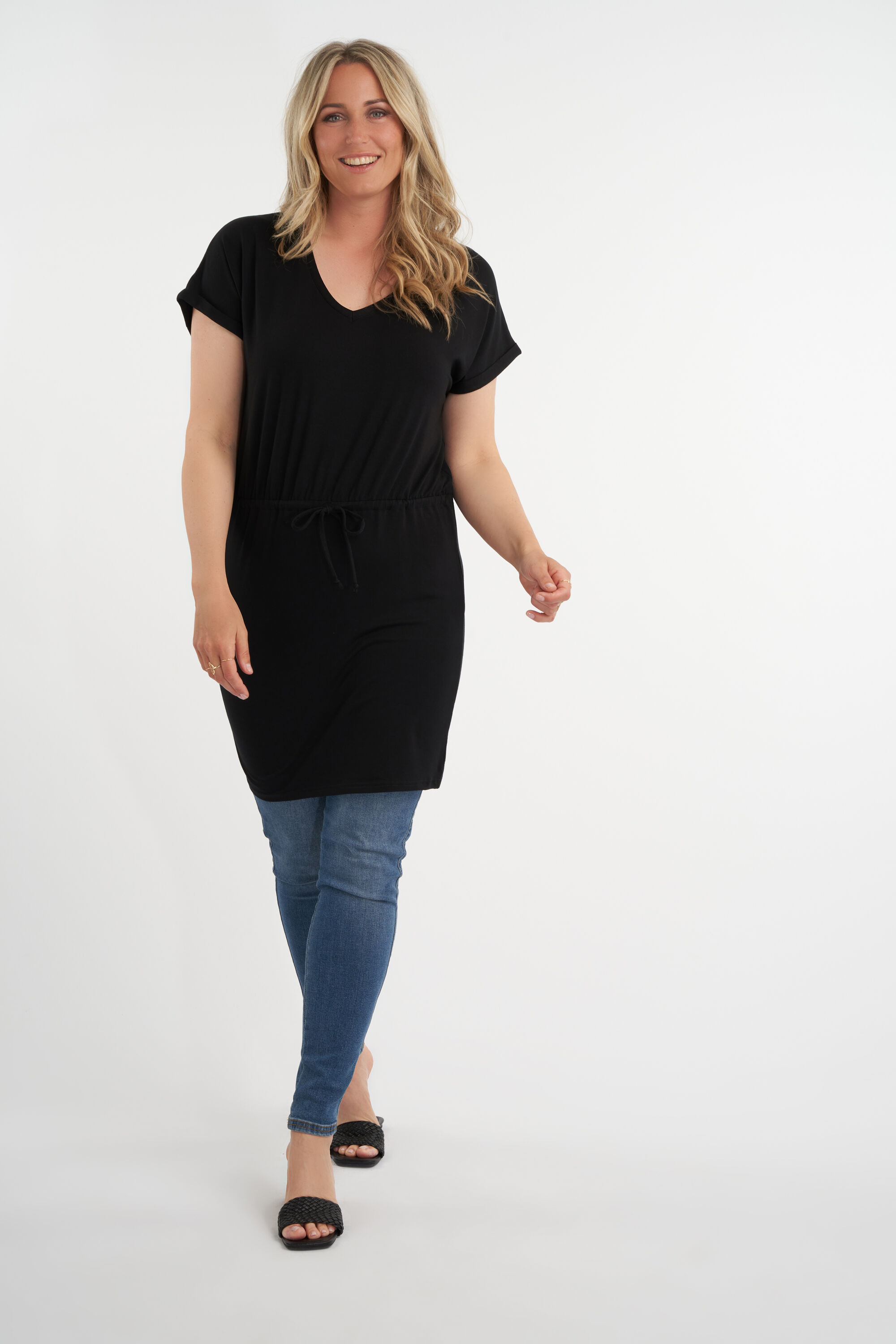 Tunika mit Kordeldetail image number 4