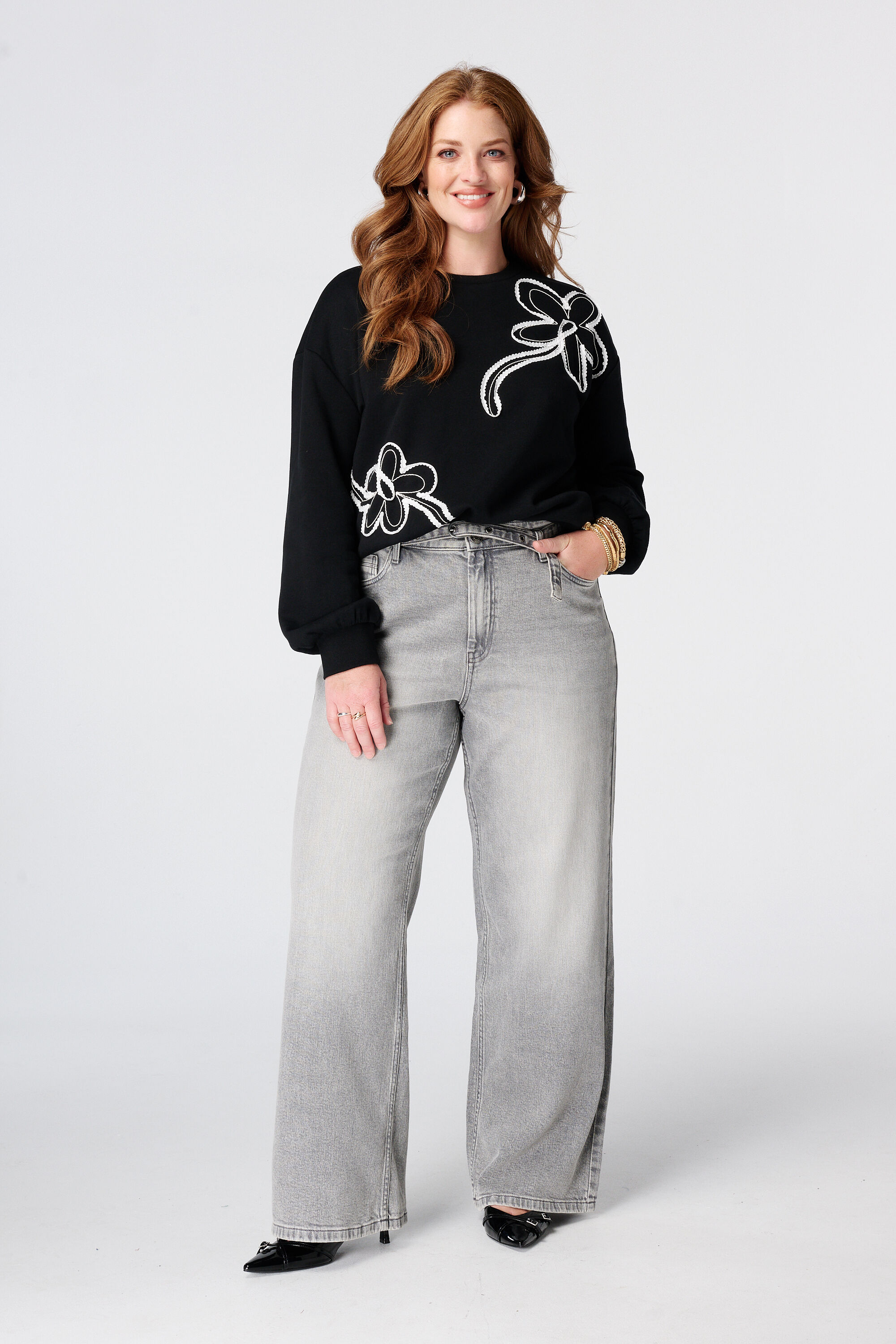 Loose-Leg-Jeans mit G&uuml;rtel 