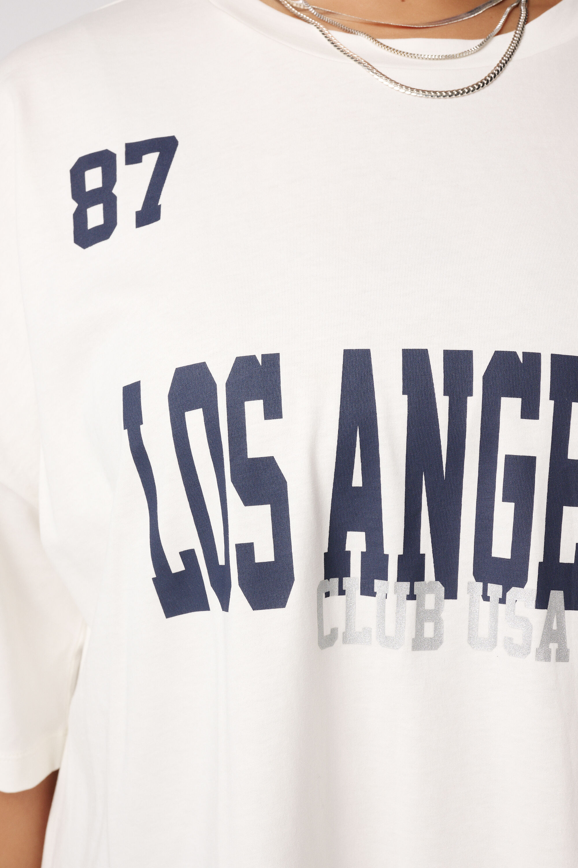 Lockeres T-Shirt mit Schriftzug image number 6