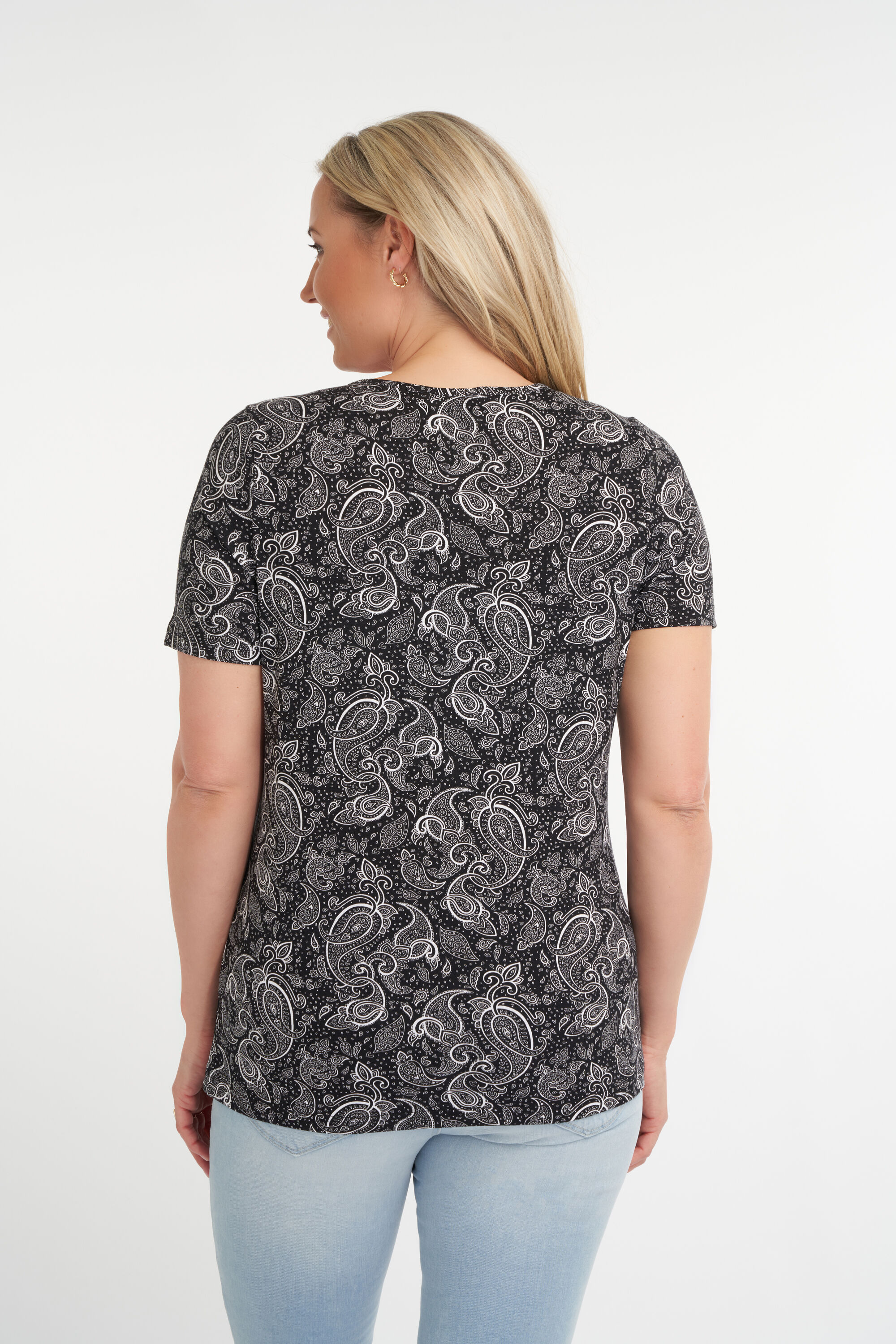 T-Shirt mit V-Ausschnitt image number 3