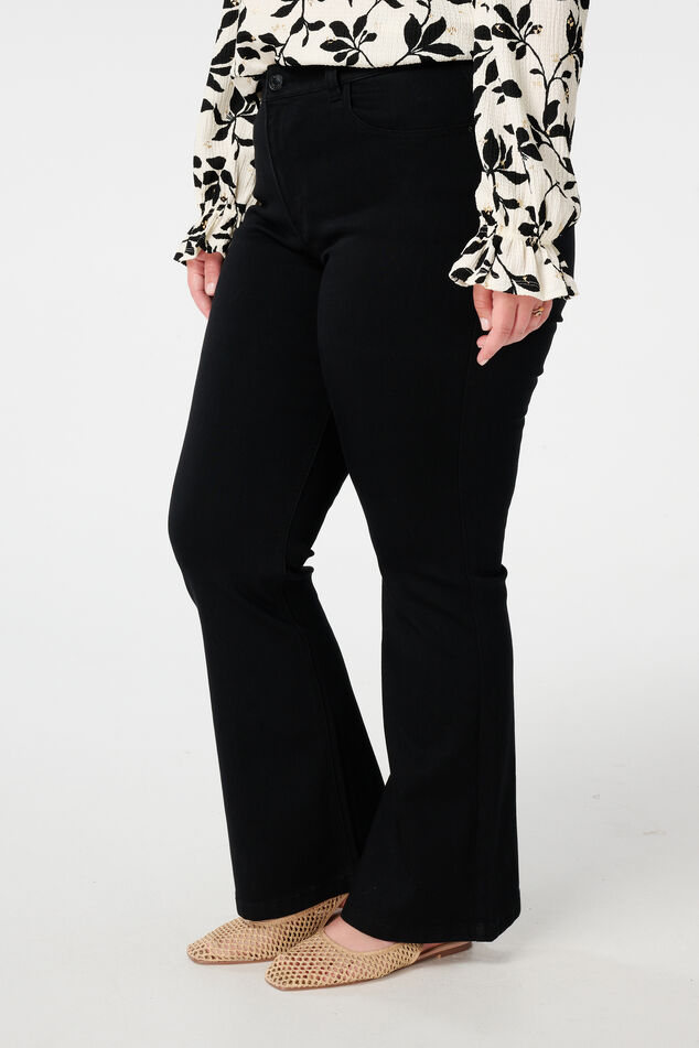 Flared-Leg-Jeans JASMIN image number 5