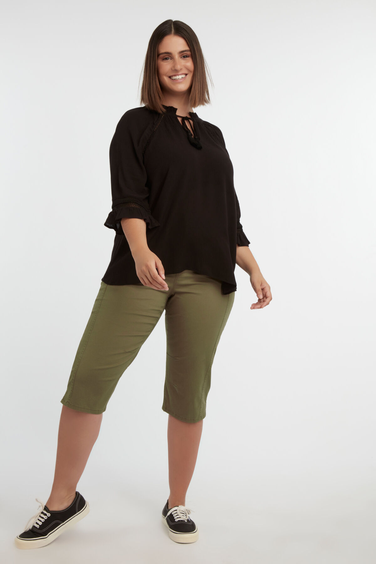 Bluse mit Lochmuster-Details image number 5