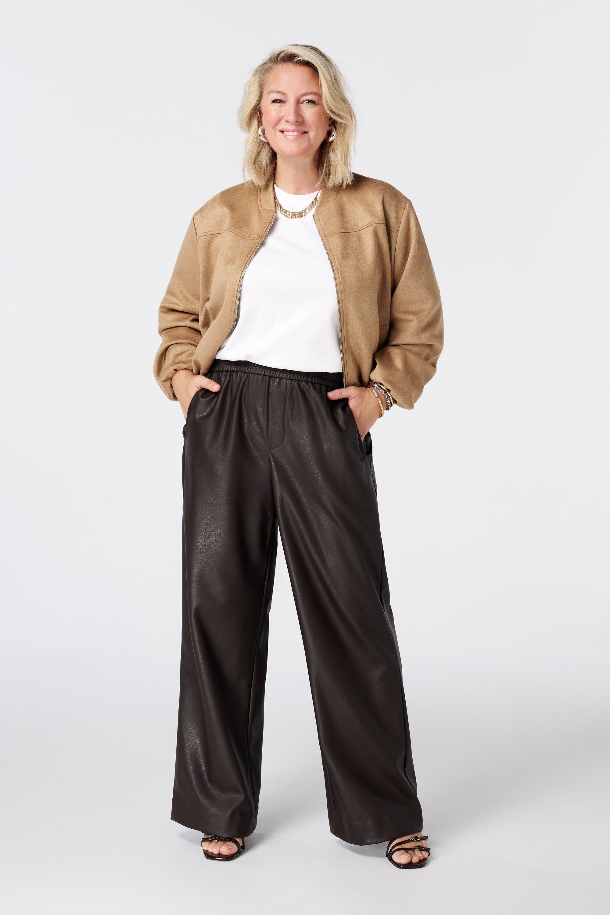 Wide Leg Hose aus Kunstleder