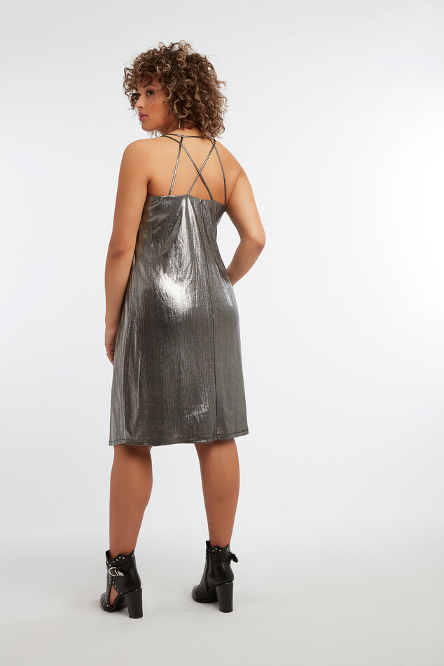 Ärmelloses Kleid in Metallic-Optik image number 6