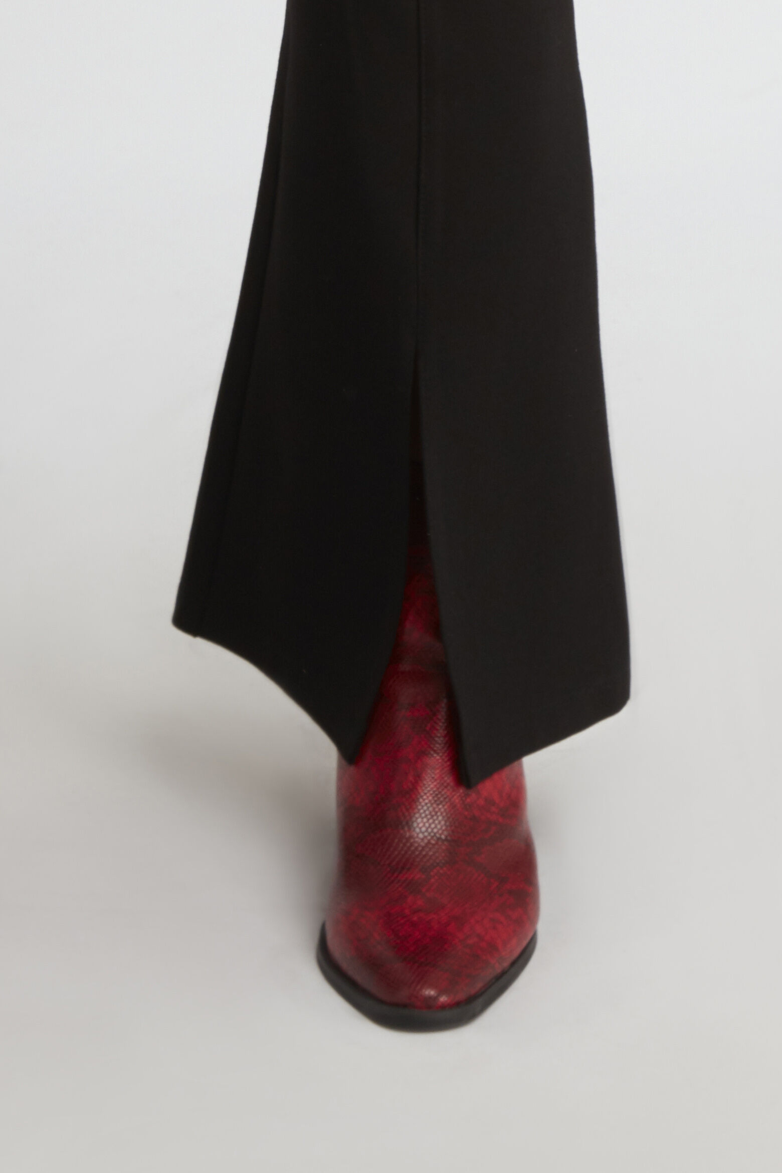 Leggings mit Schlitz auf der Vorderseite image number 6