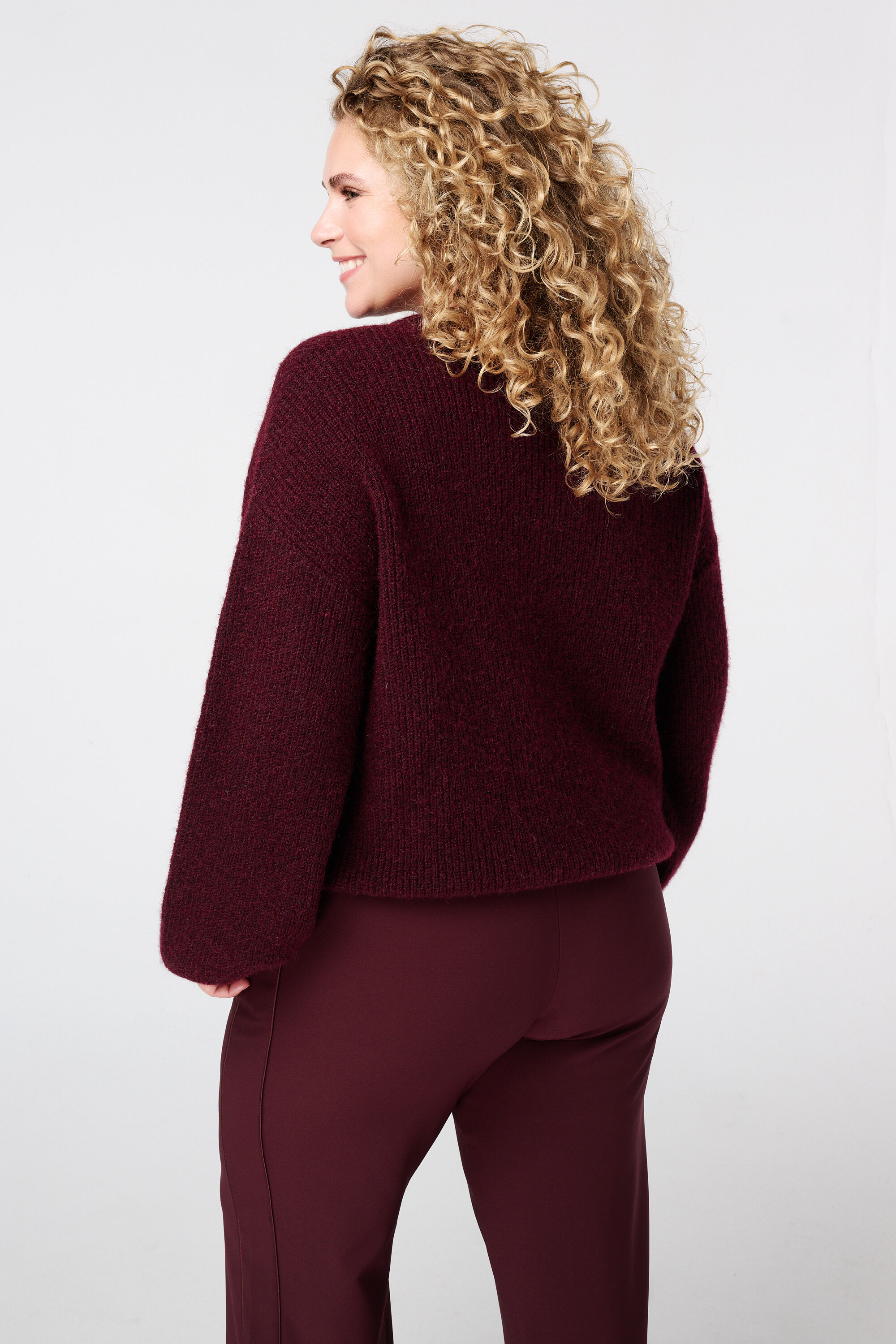 Fein gestrickter Pullover mit Ballon&auml;rmeln image number 3