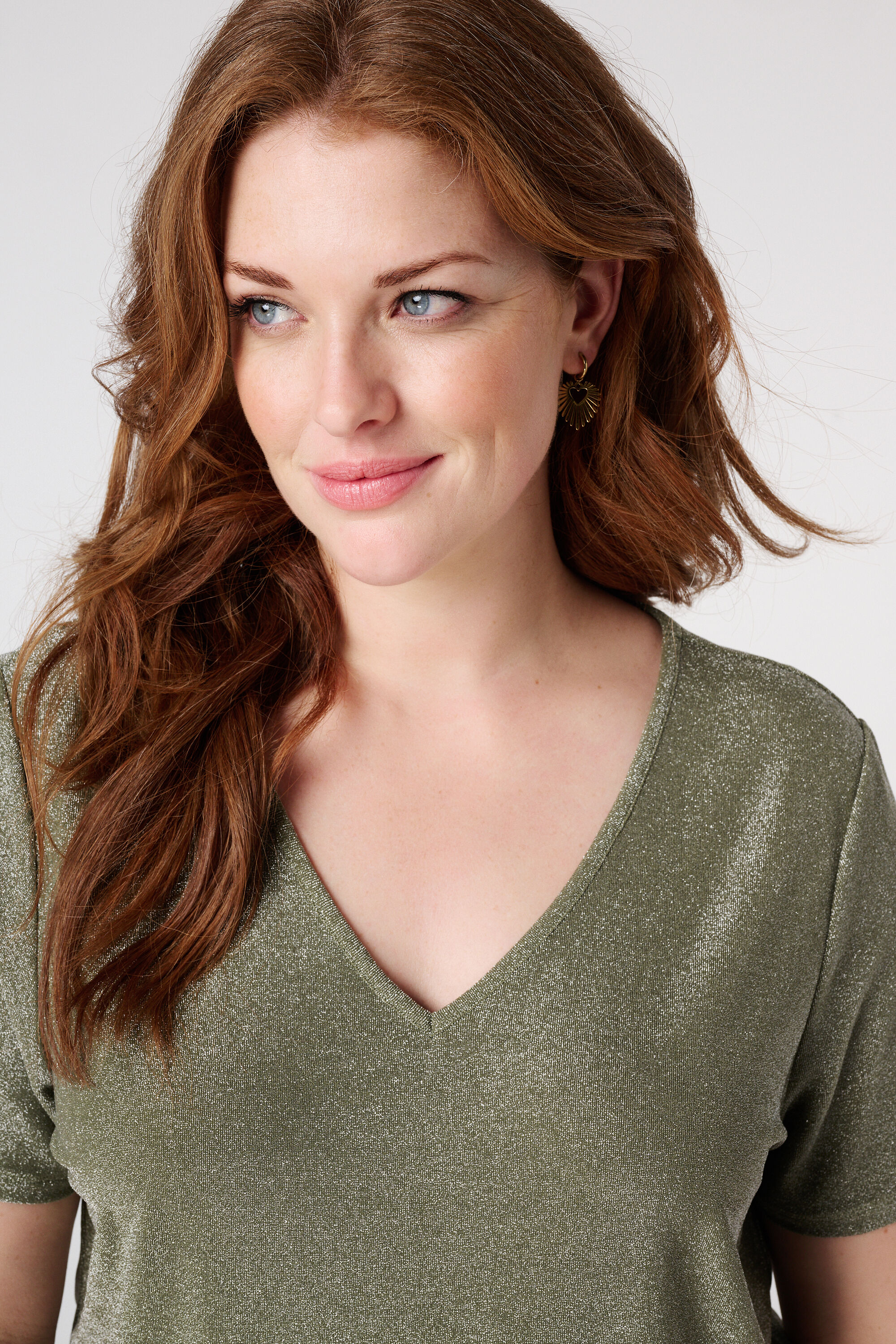 T-Shirt mit Glitzer image number 4