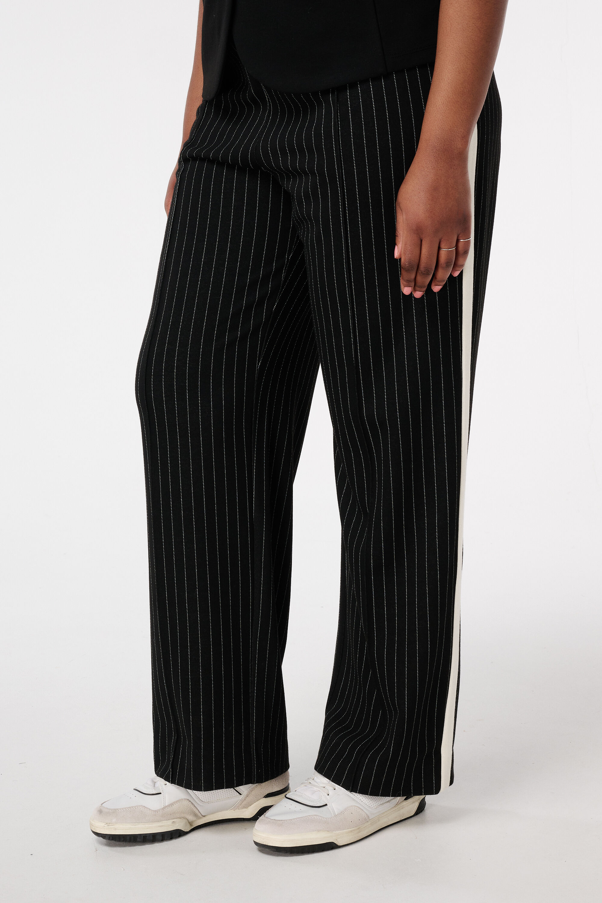 Nadelstreifen-Hose image number 5