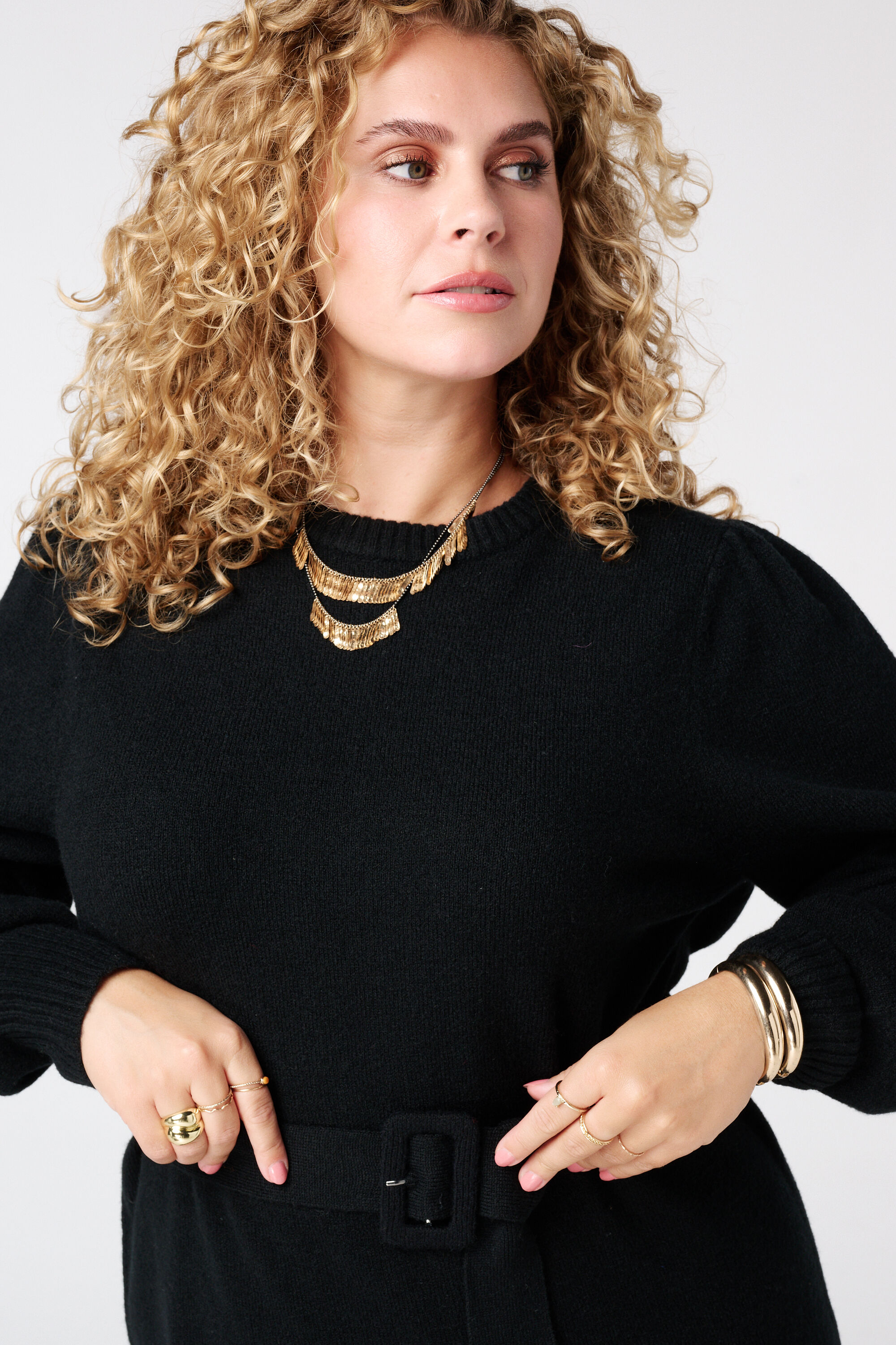 Strickkleid mit G&uuml;rtel image number 4