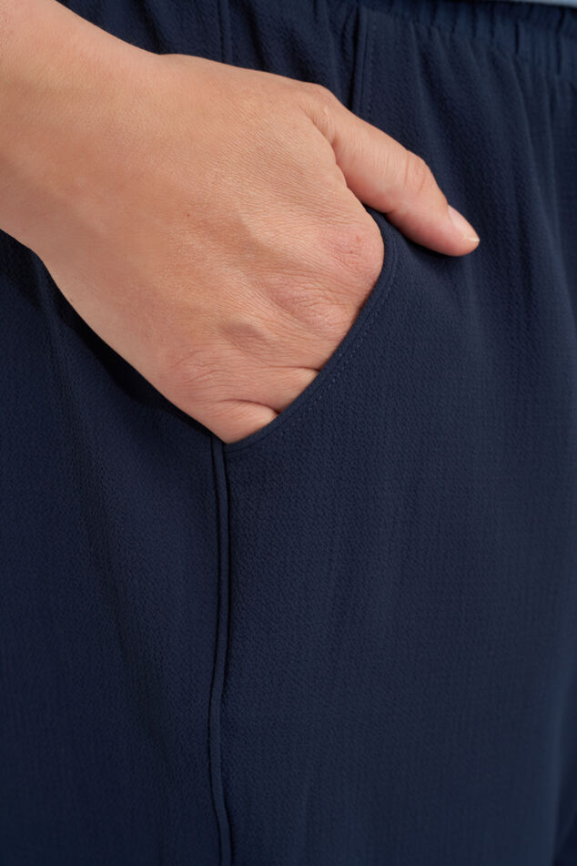 Hose in lockerer Passform image number 5