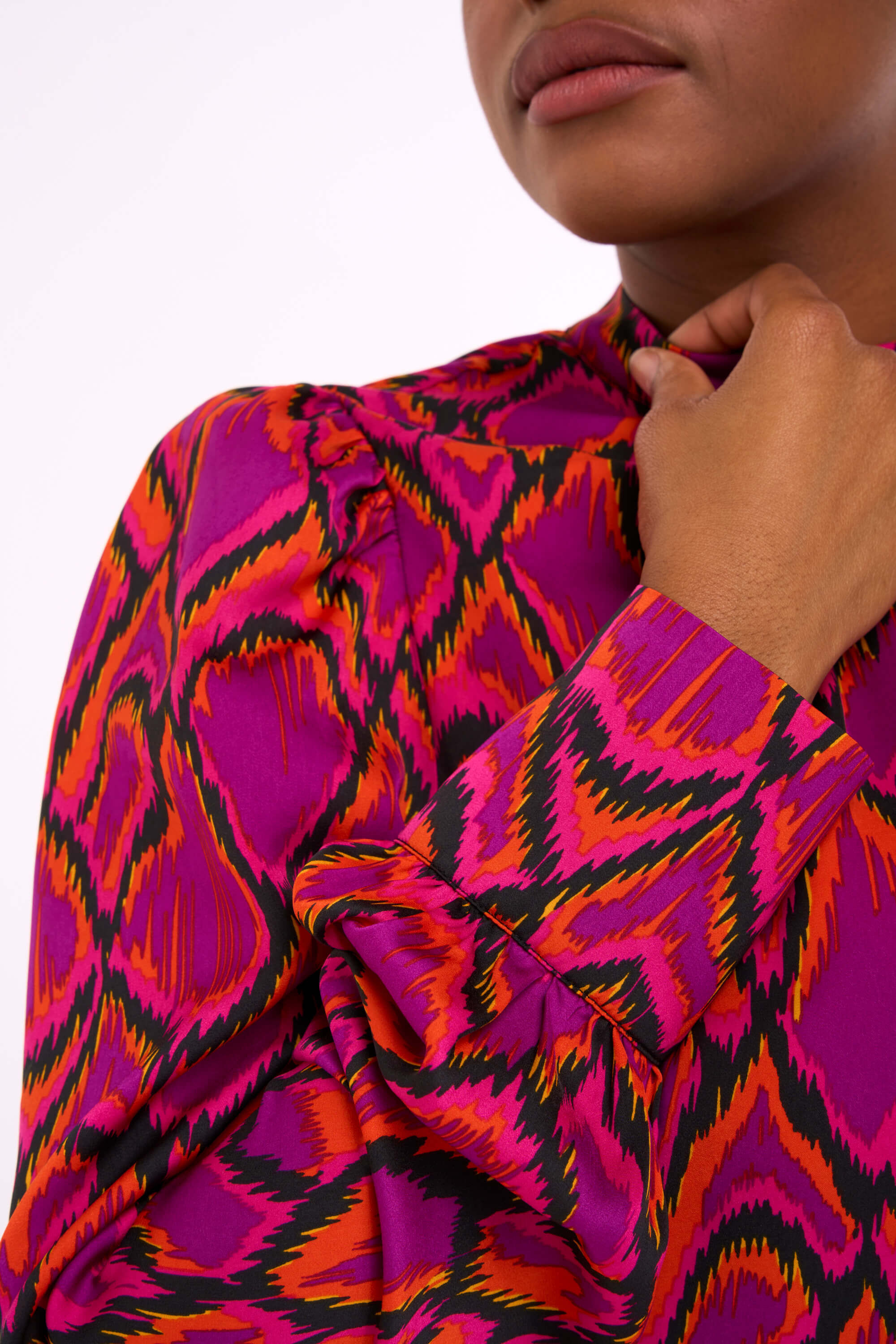 Satinbluse  image number 5