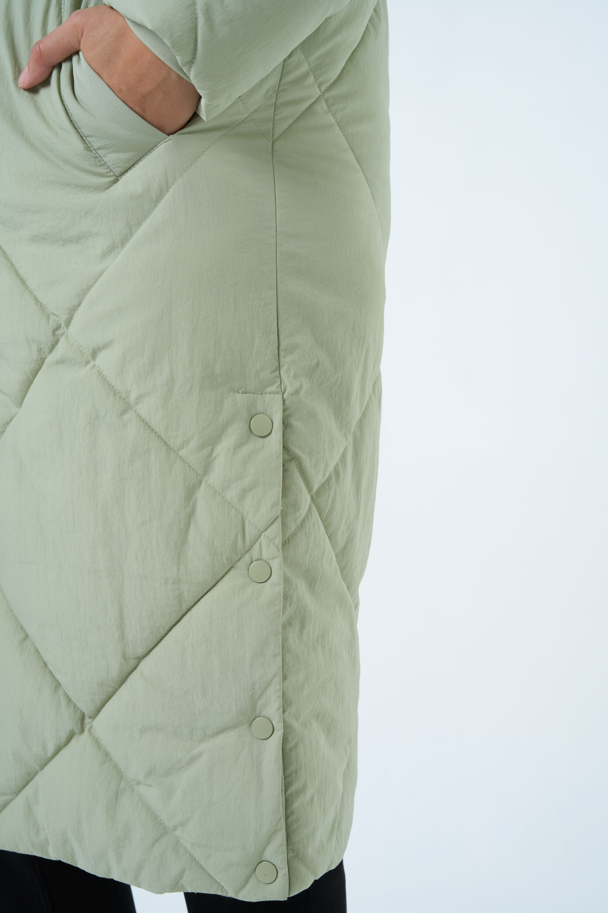 Lange Steppjacke mit Kapuze  image number 5