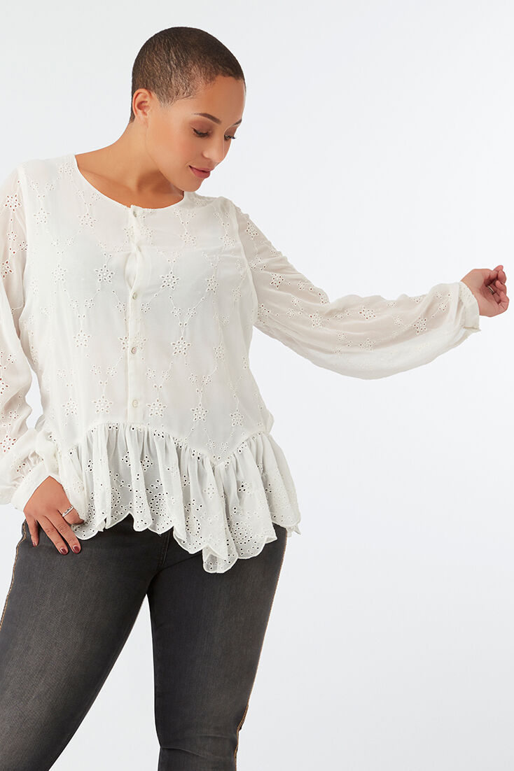 Bluse mit Stickereien image number 7