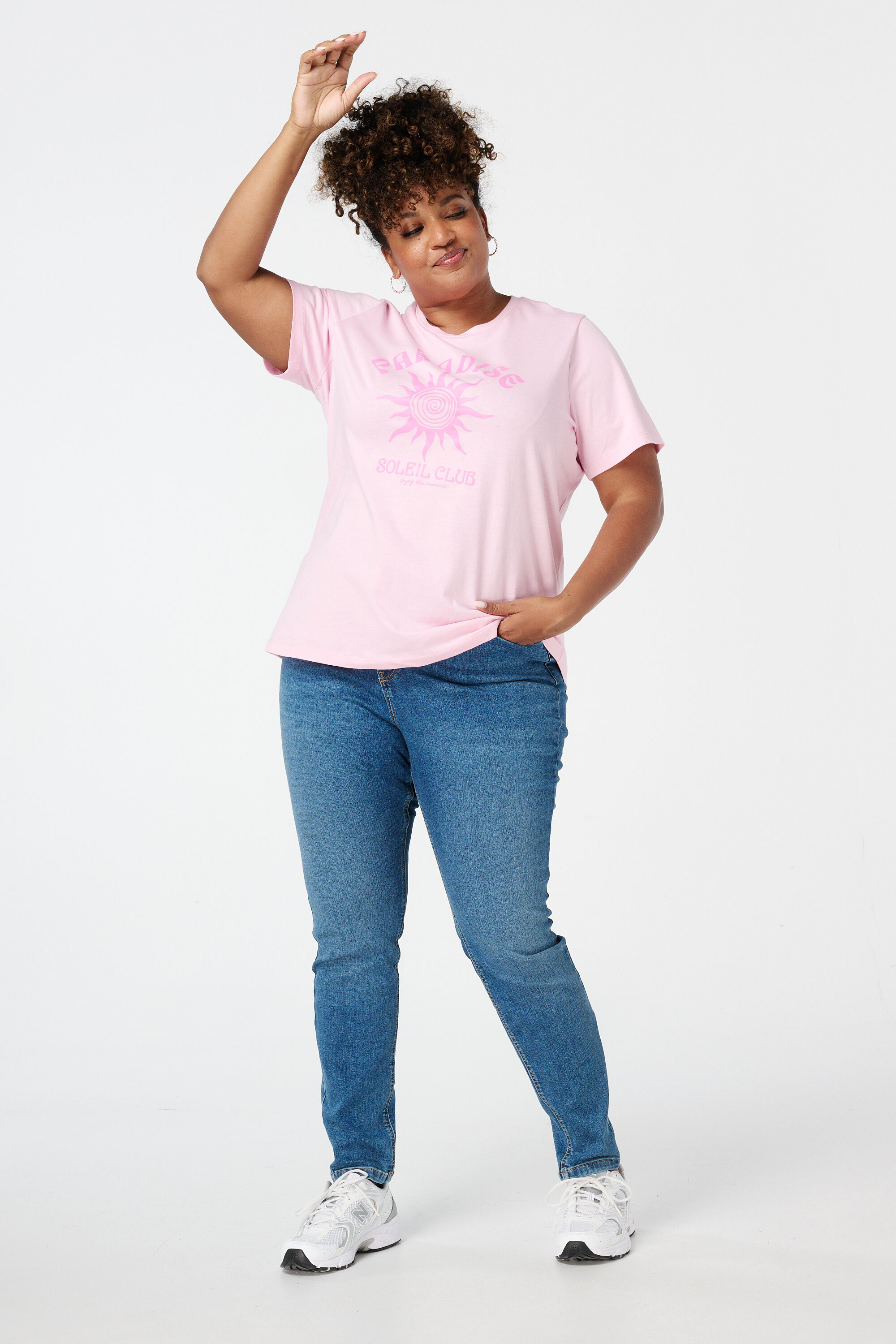 T-shirt mit Aufdruck image number 5