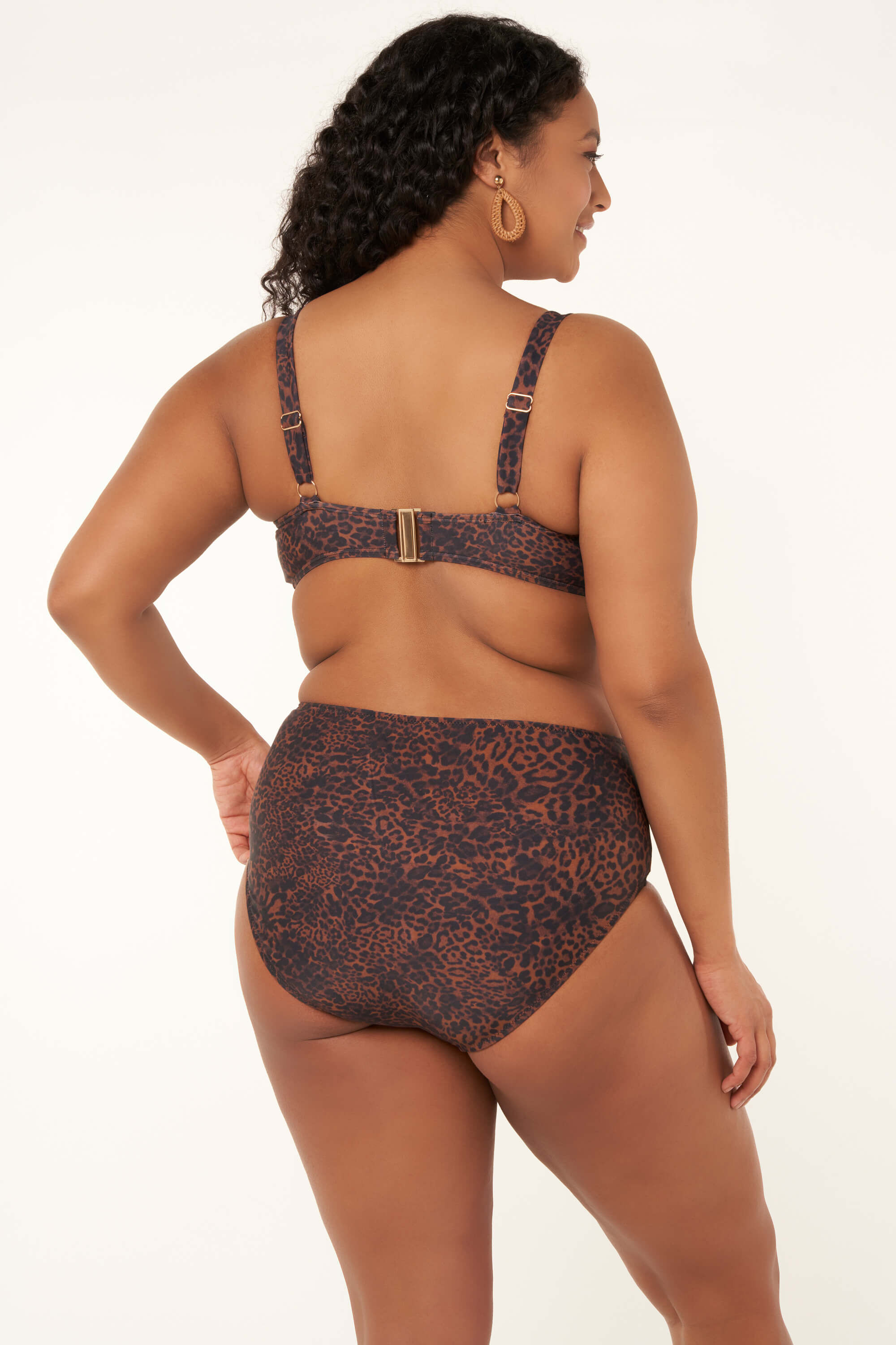 Hoch geschnittene Bikinihose mit Panther-Print  image number 4