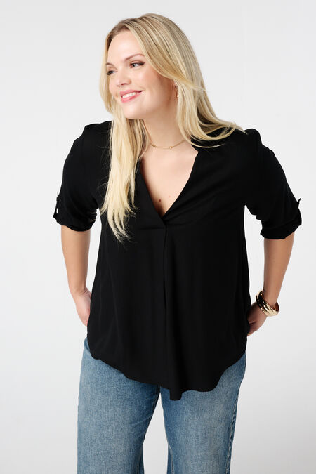 Bluse mit gekrempelten Ärmeln Bluse mit gekrempelten Ärmeln