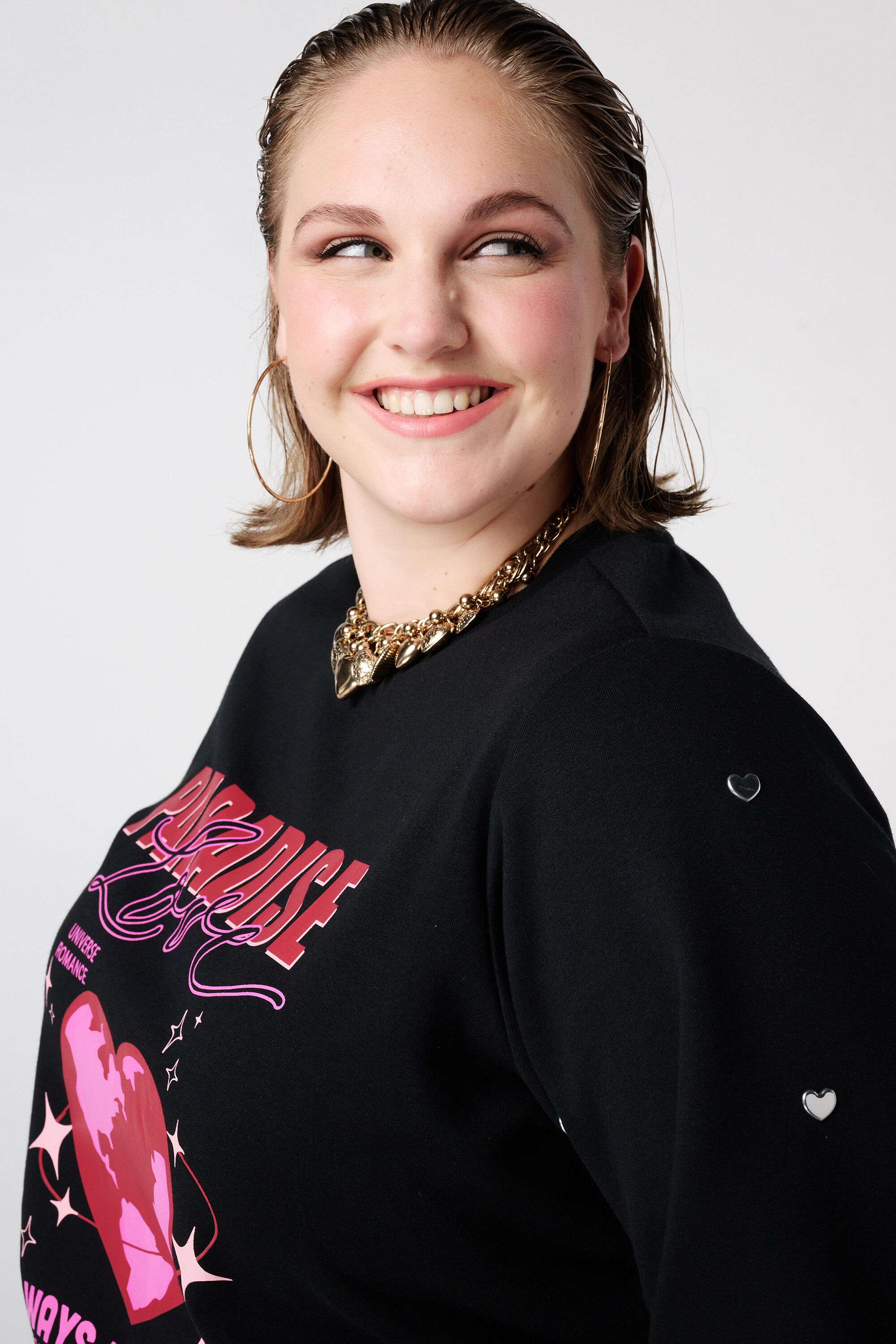 Sweatshirt mit Aufdruck und Herzen image number 4