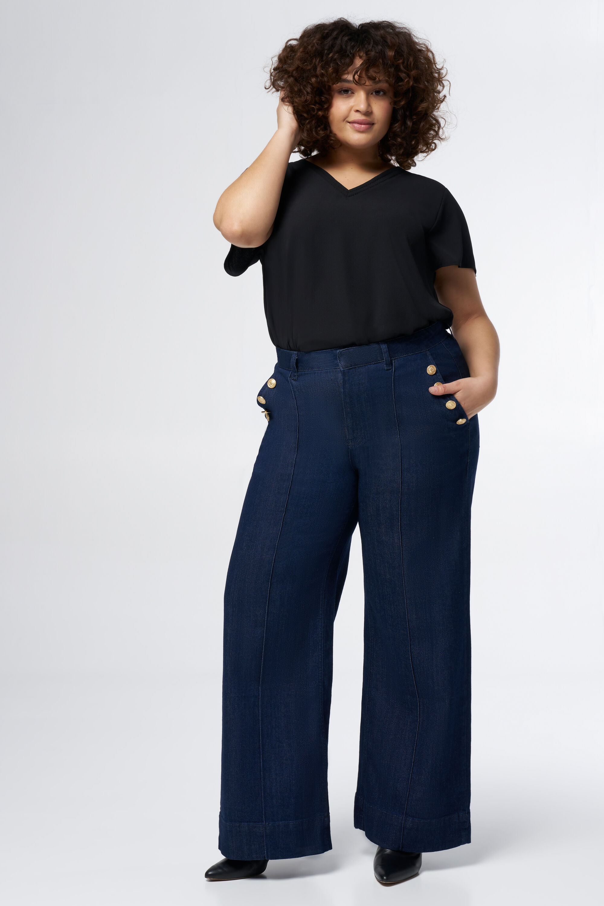 Jeans mit goldenen Kn&ouml;pfen image number 6