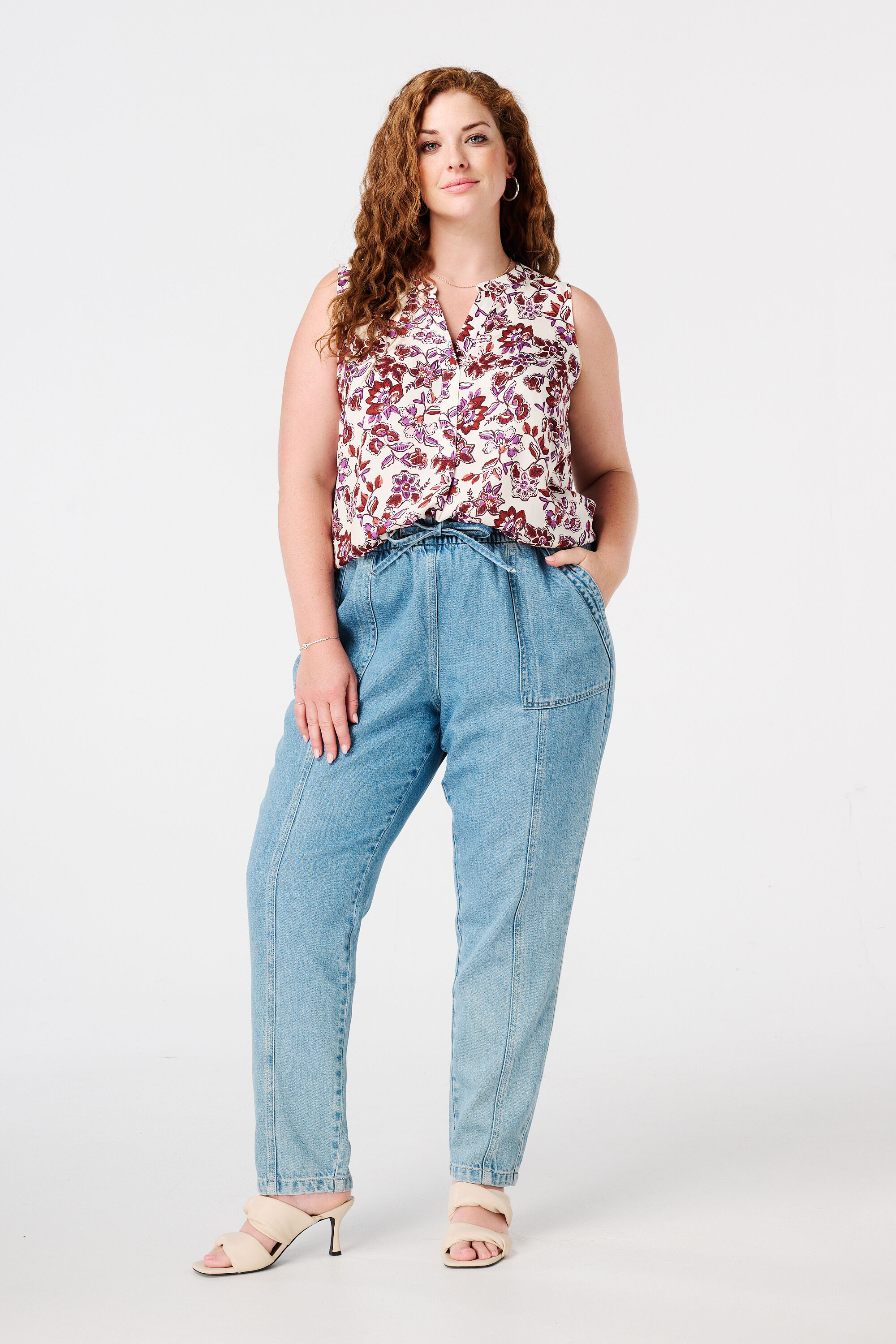 Oberteil mit V-Ausschnitt und Print  image number 5