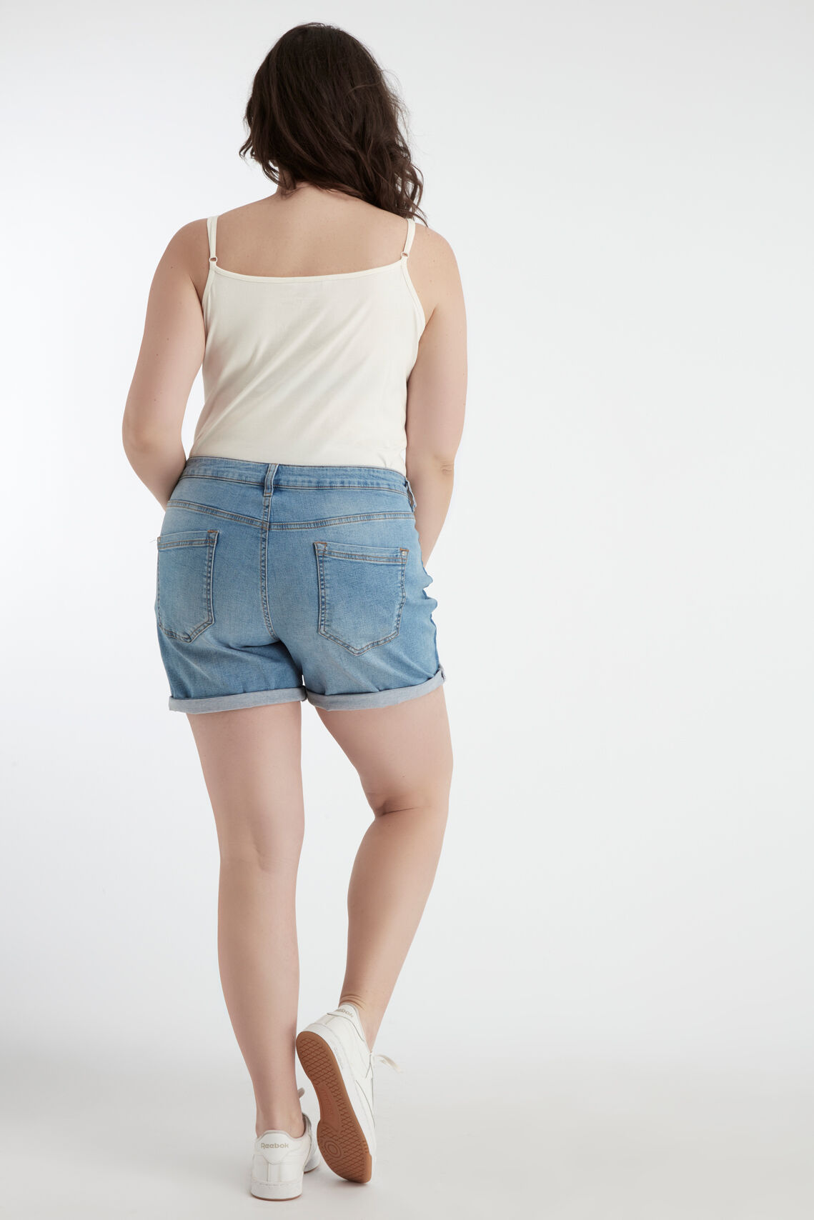 Denim-Shorts mit Kontrast-Streifen image number 4