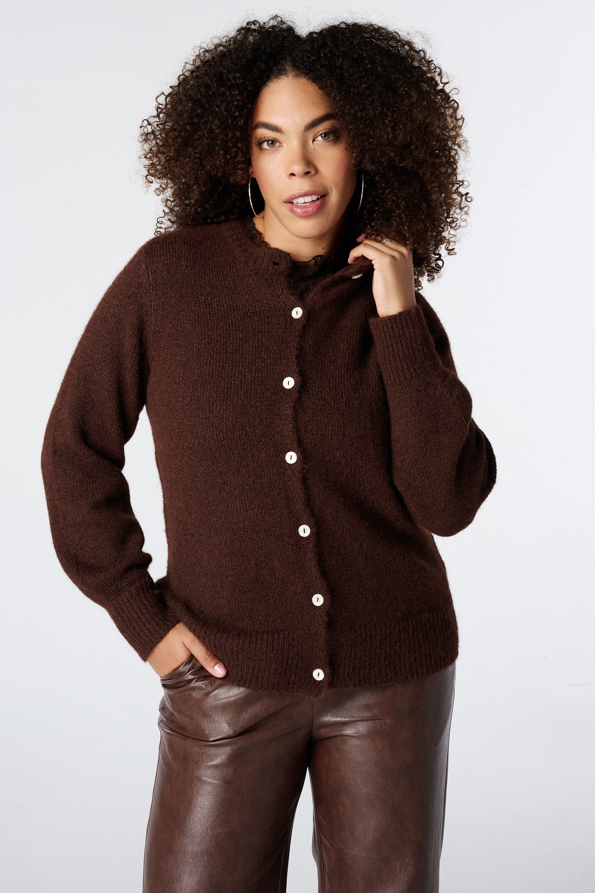 Strickjacke mit Knopfverschluss image number 0